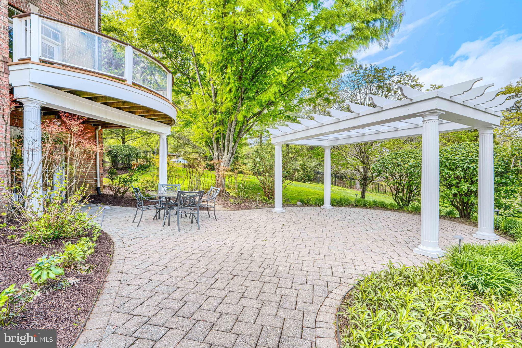 CHAPEL WOODS - Residential