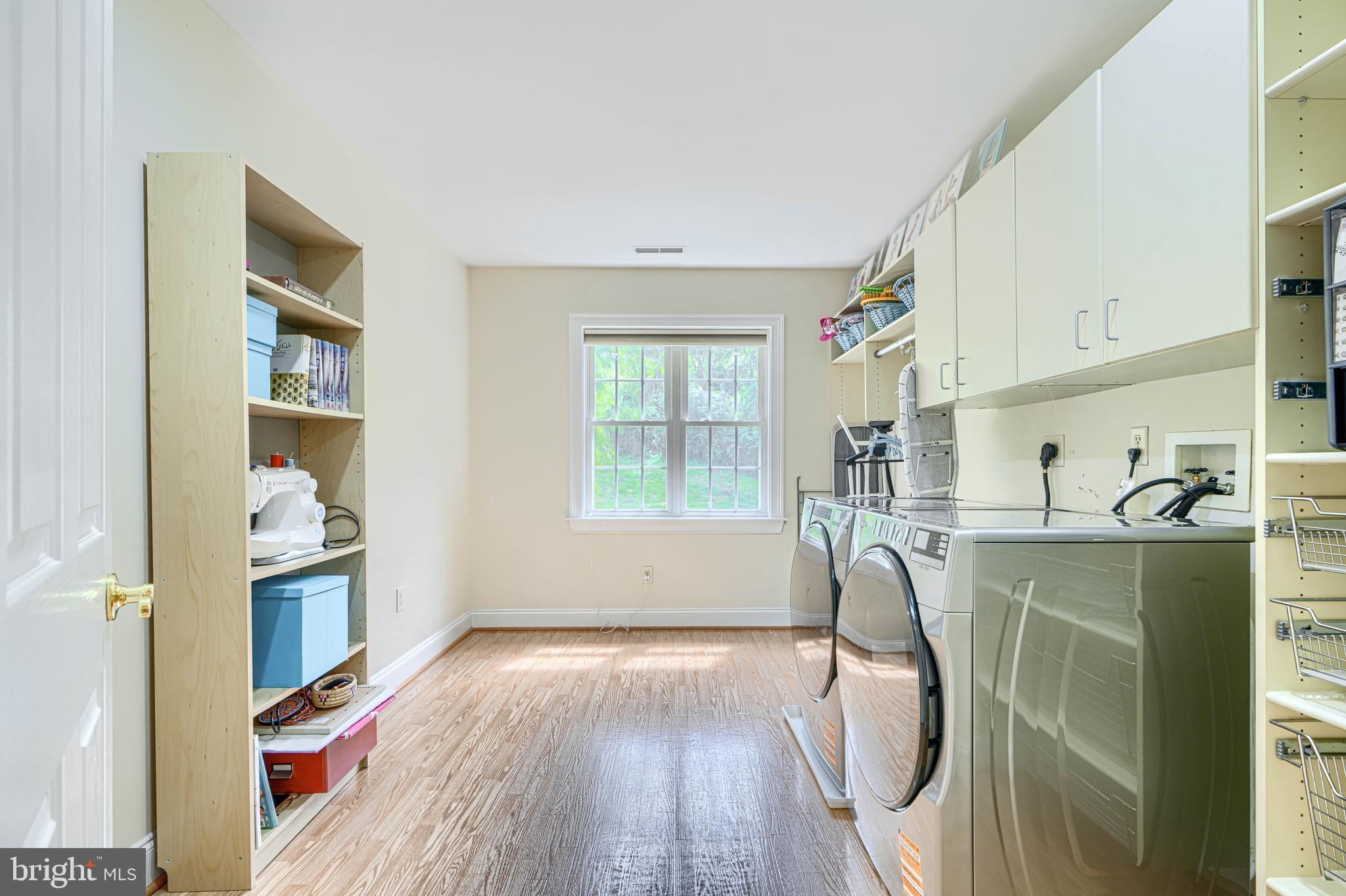 CHAPEL WOODS - Residential