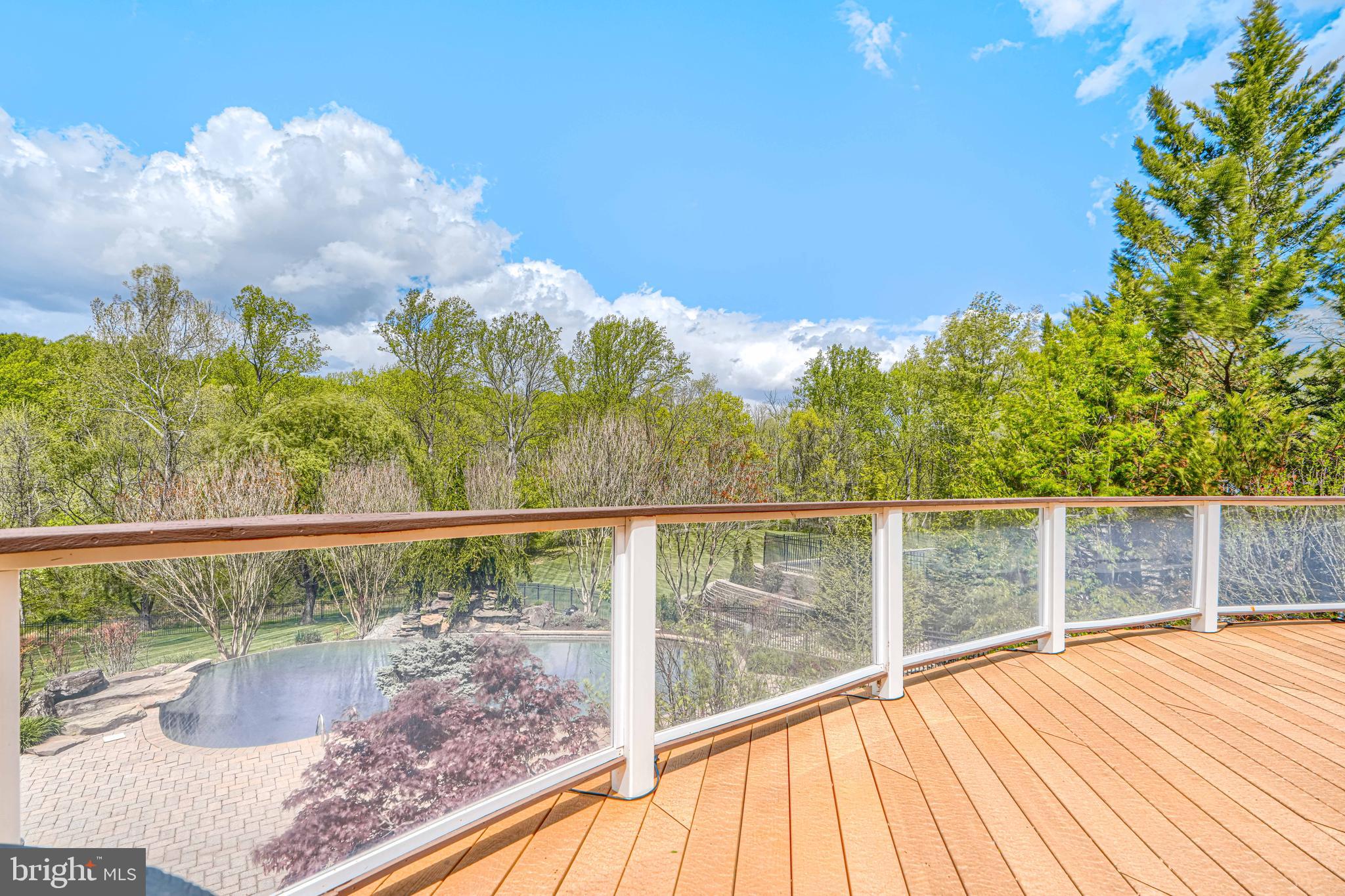 CHAPEL WOODS - Residential