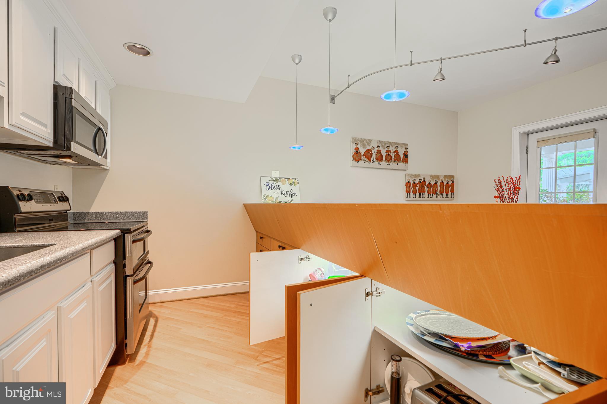 CHAPEL WOODS - Residential