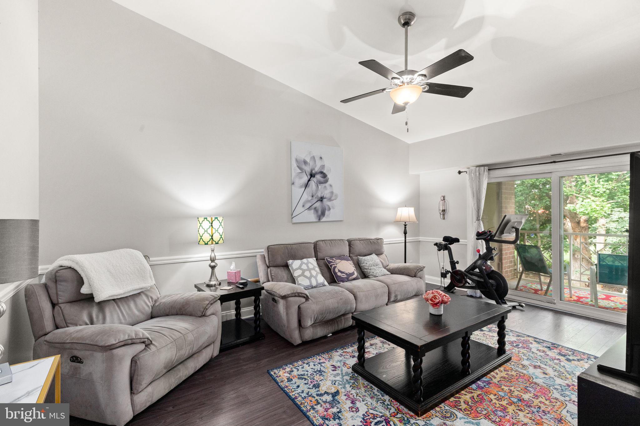 STAPLETON COURT GARDEN - Residential