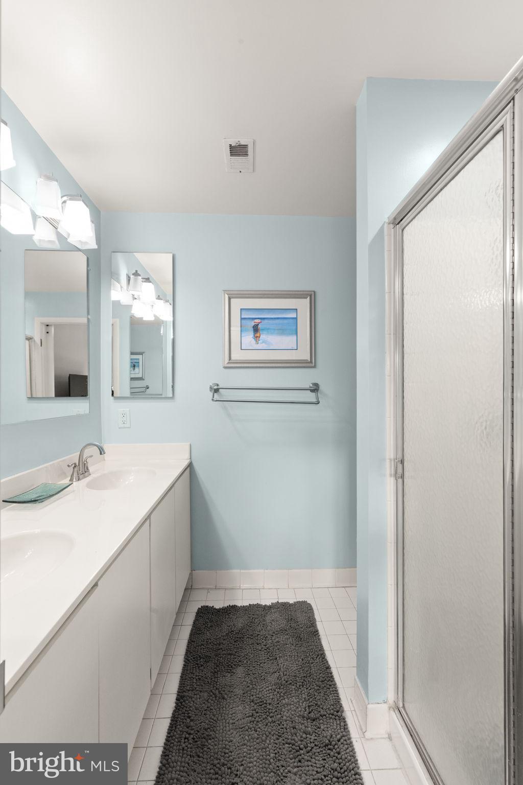 STAPLETON COURT GARDEN - Residential