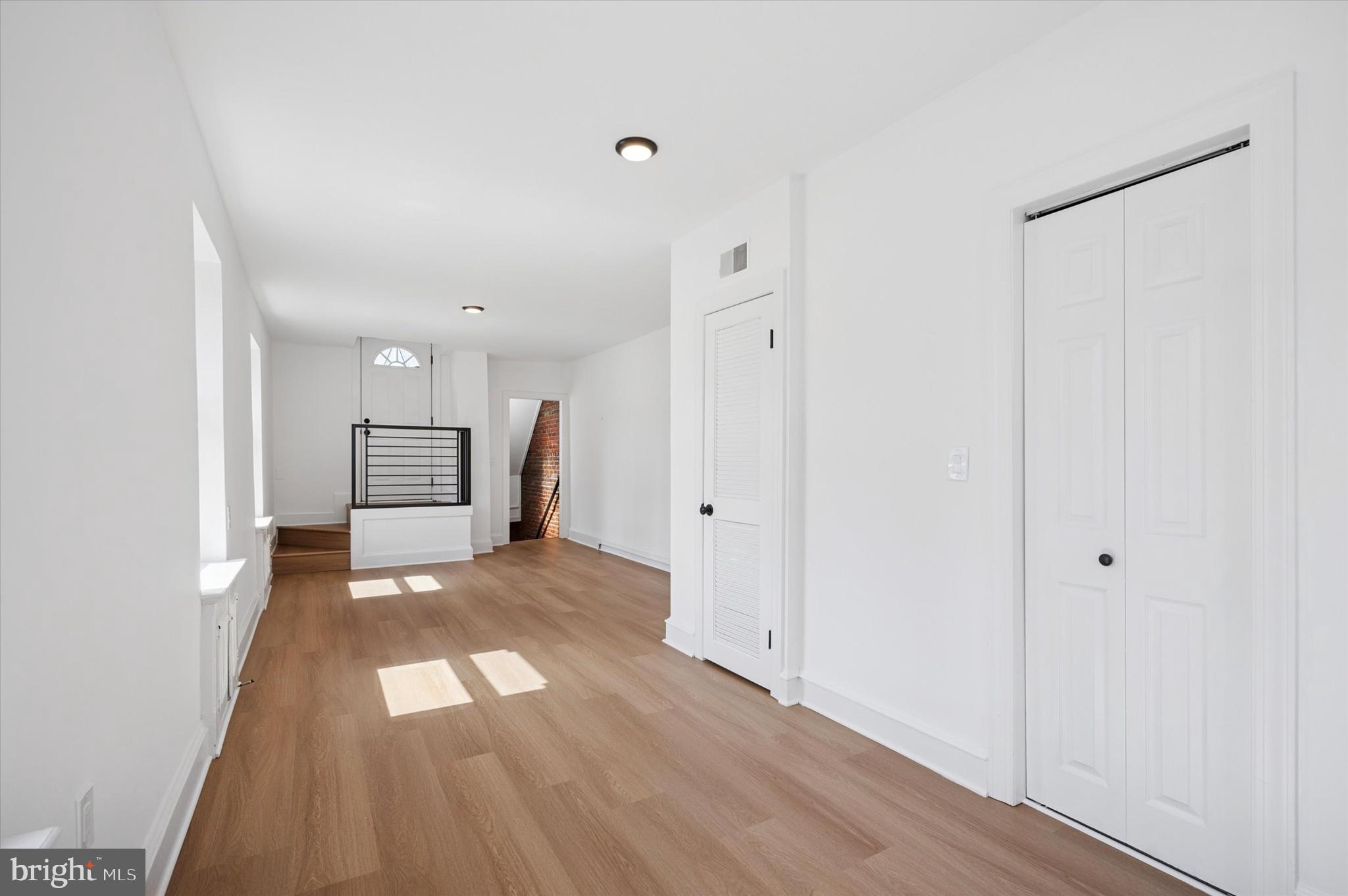 LOGAN SQUARE - Residential Lease