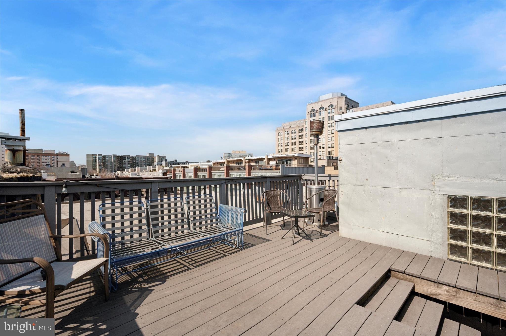 LOGAN SQUARE - Residential Lease