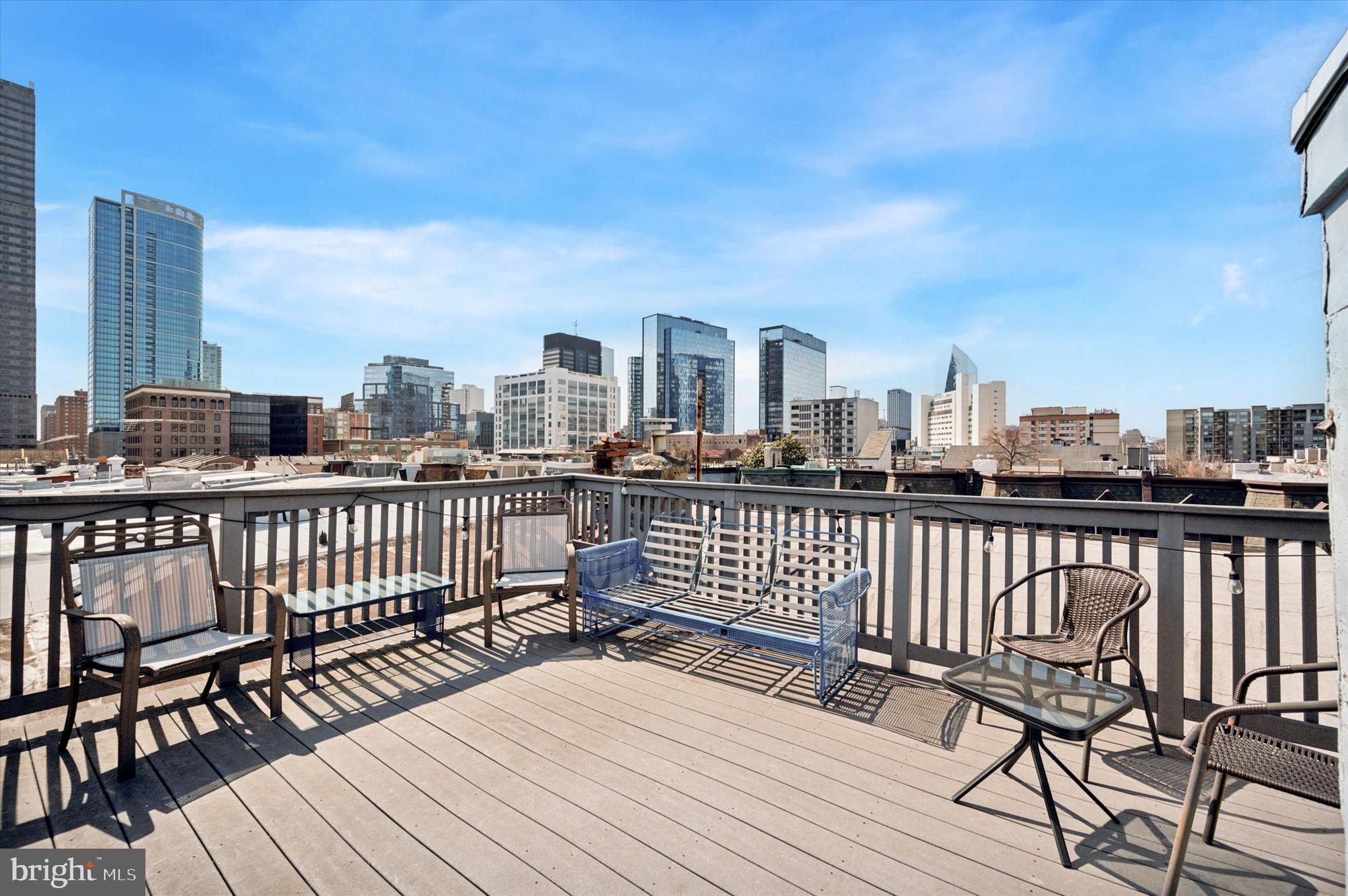 LOGAN SQUARE - Residential Lease