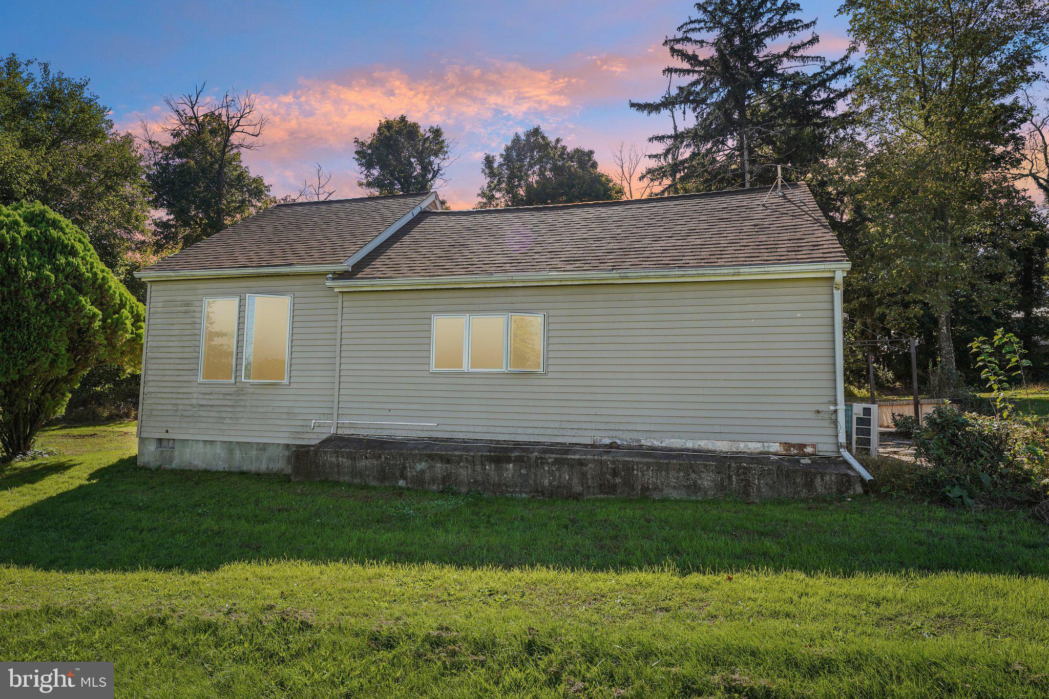 2362 BERGEY ROAD
