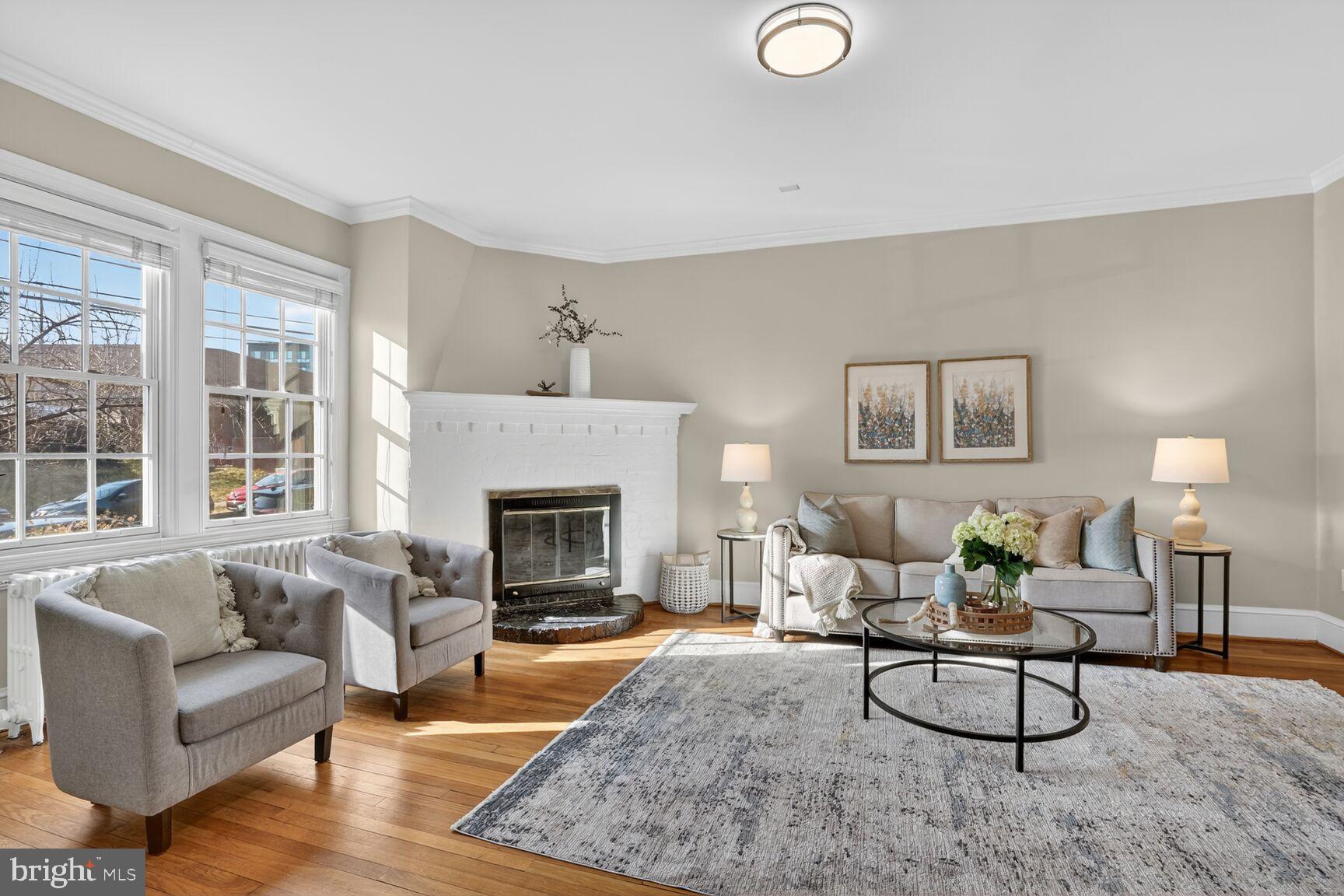 3811 UPTON STREET NW