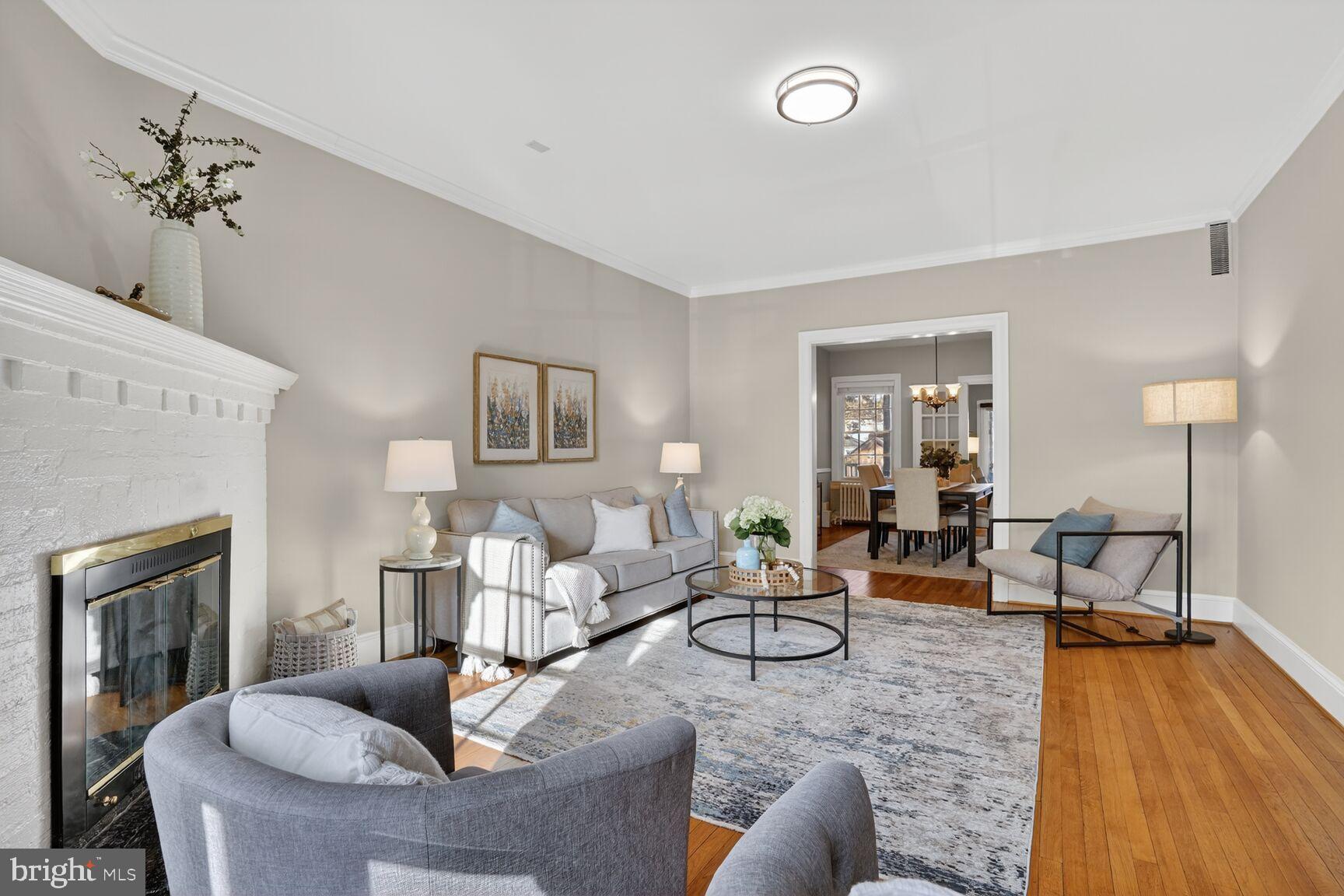 3811 UPTON STREET NW