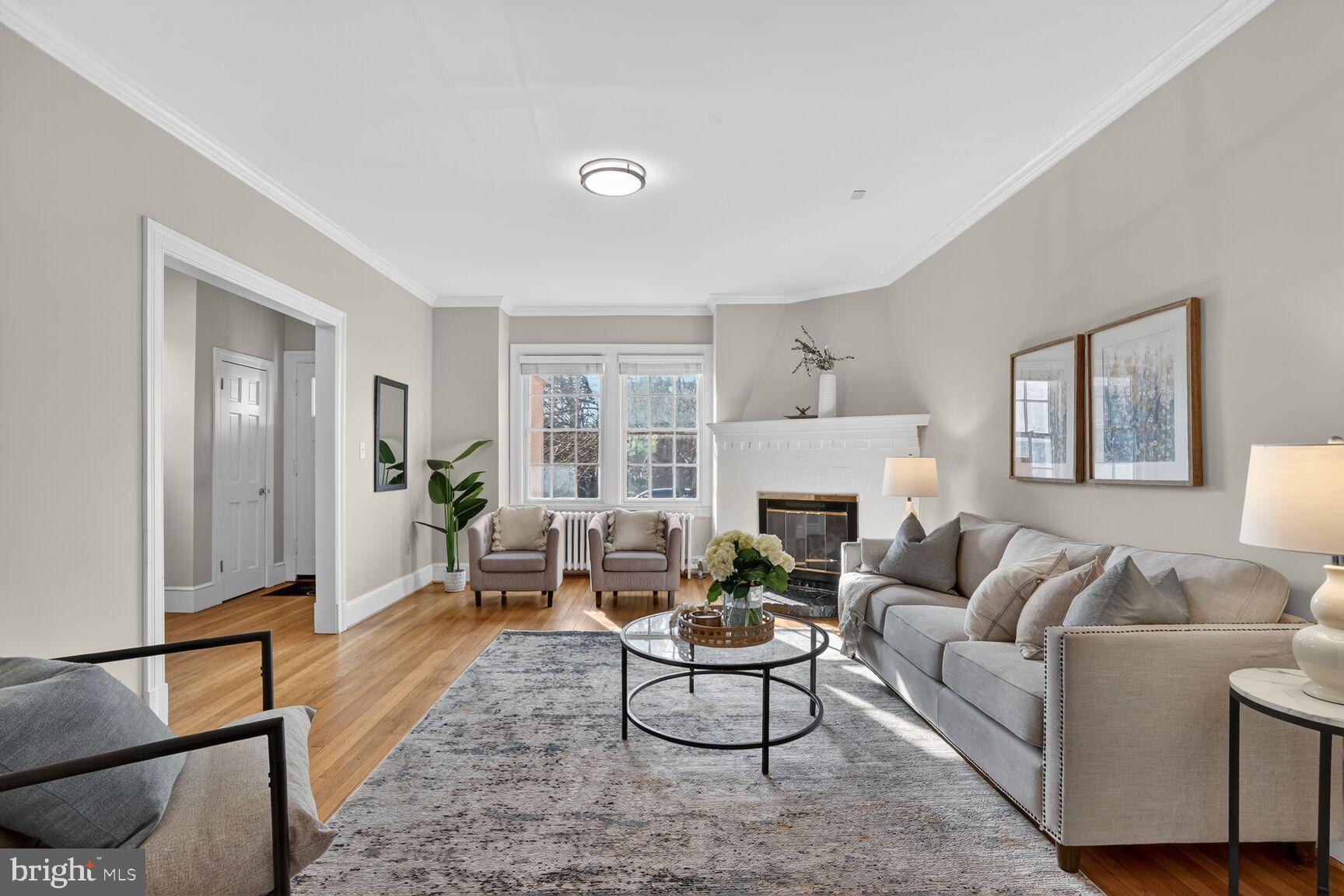 3811 UPTON STREET NW