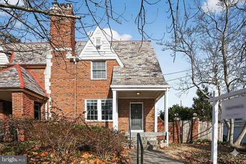 3811 UPTON STREET NW WASHINGTON DC 20016