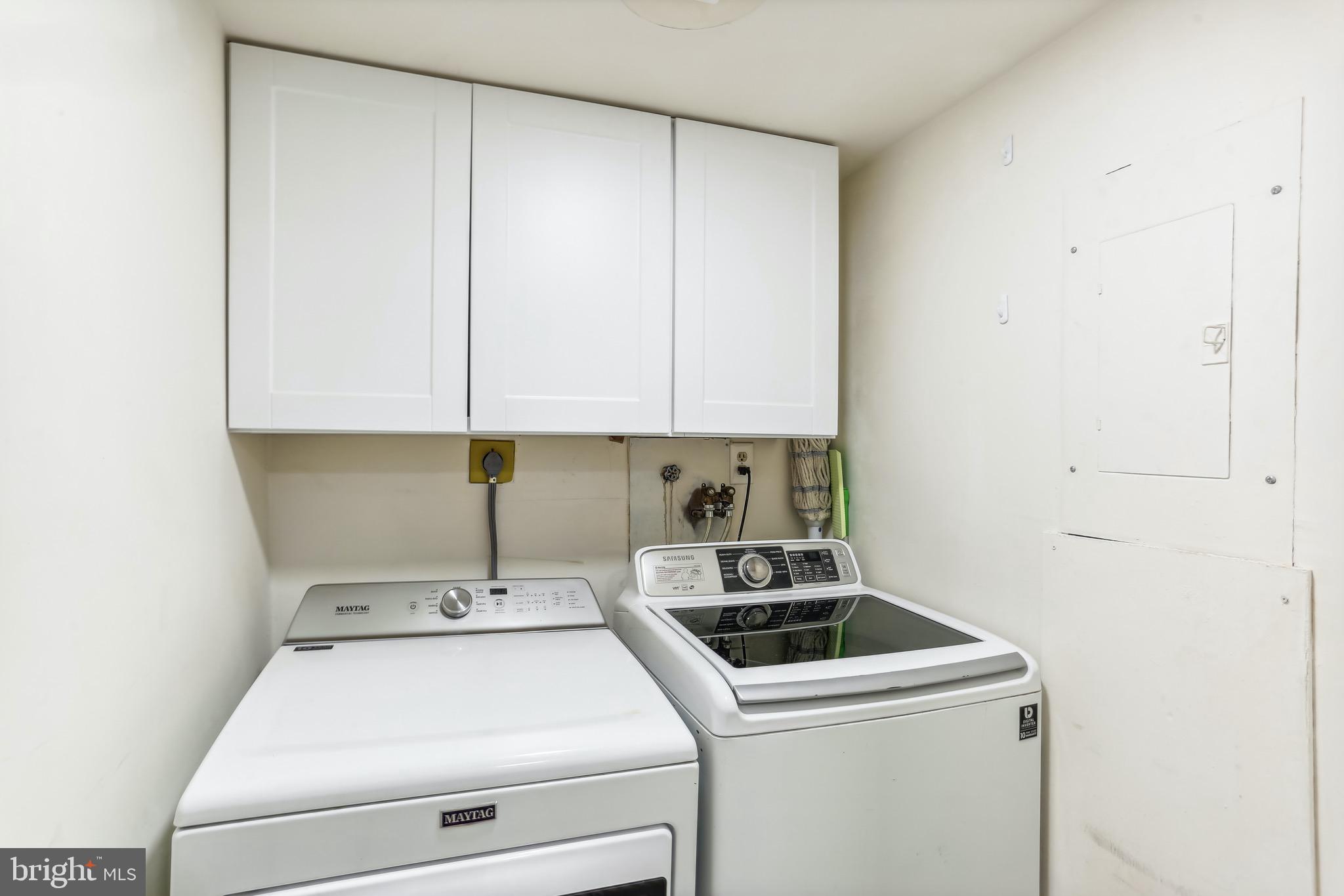 ROSSMOOR MUTUAL #12 - Residential Lease