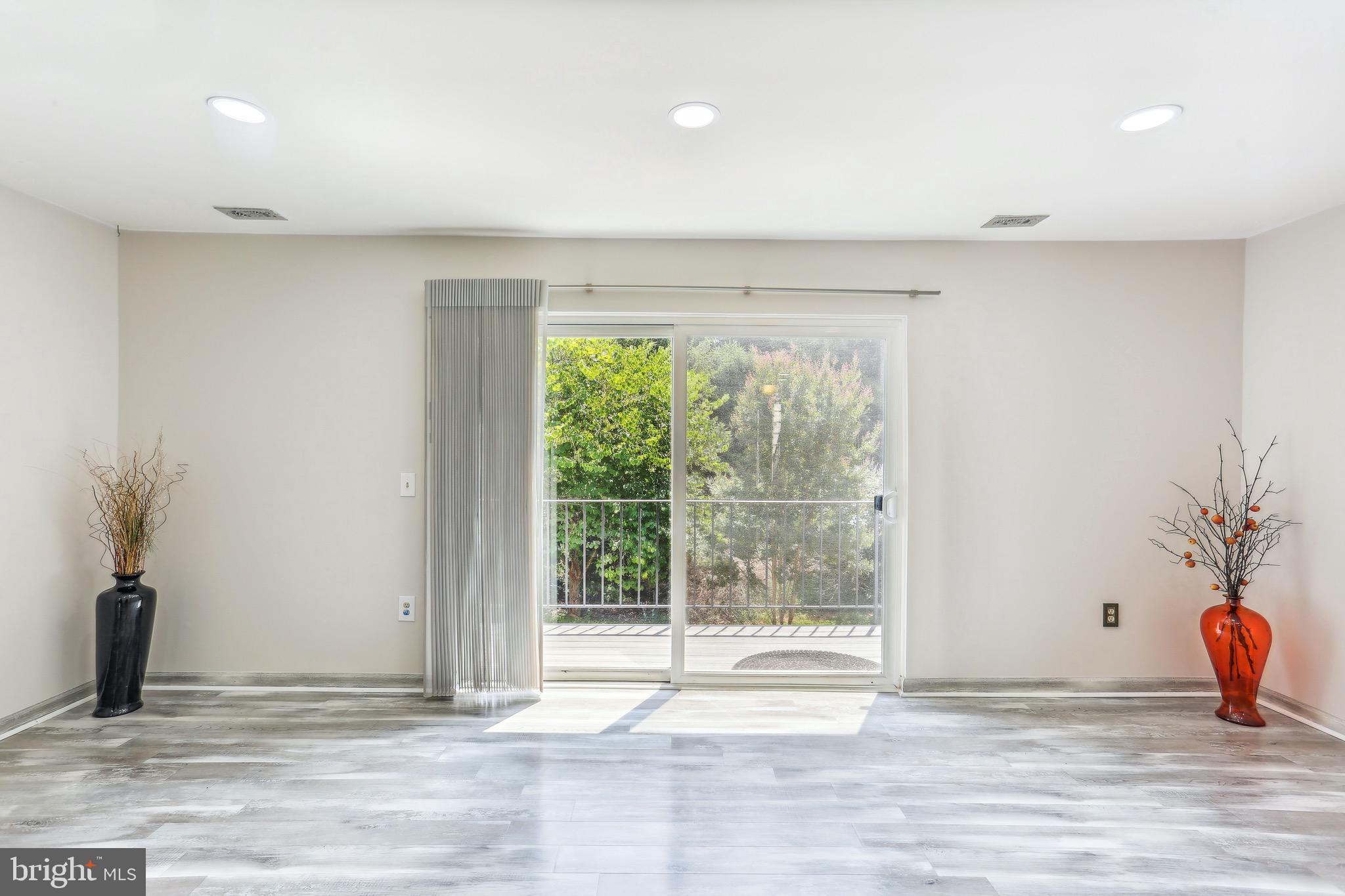 ROSSMOOR MUTUAL #12 - Residential Lease