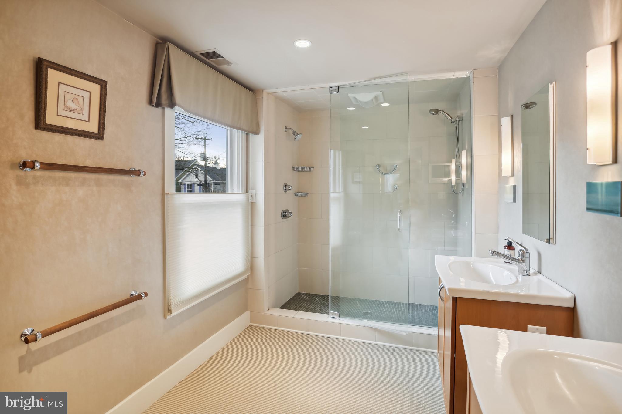 EASTPORT - Residential