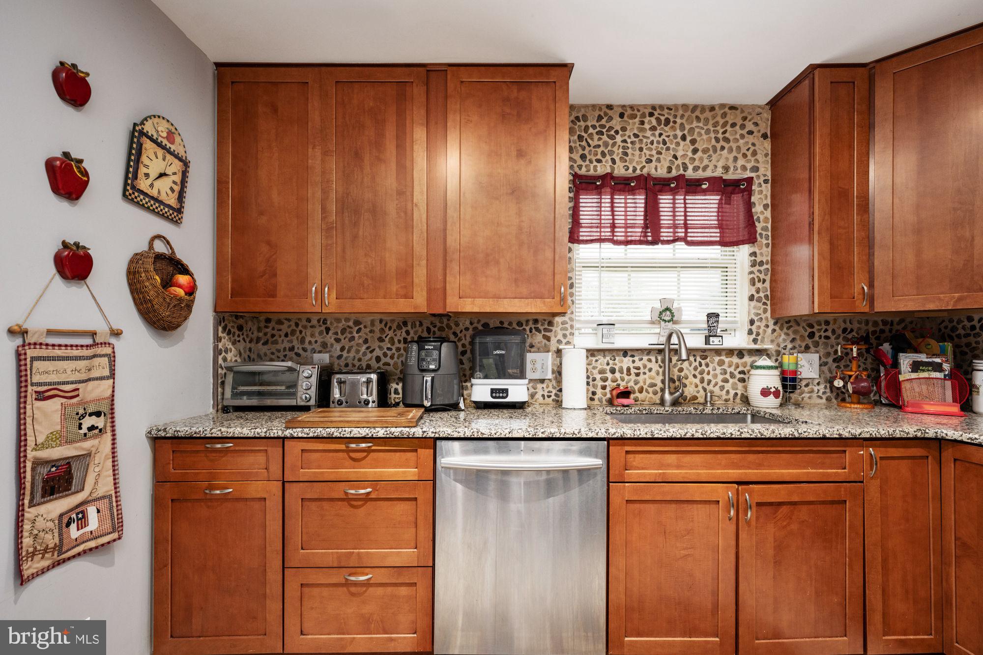 ASHLEIGH PARK - Residential