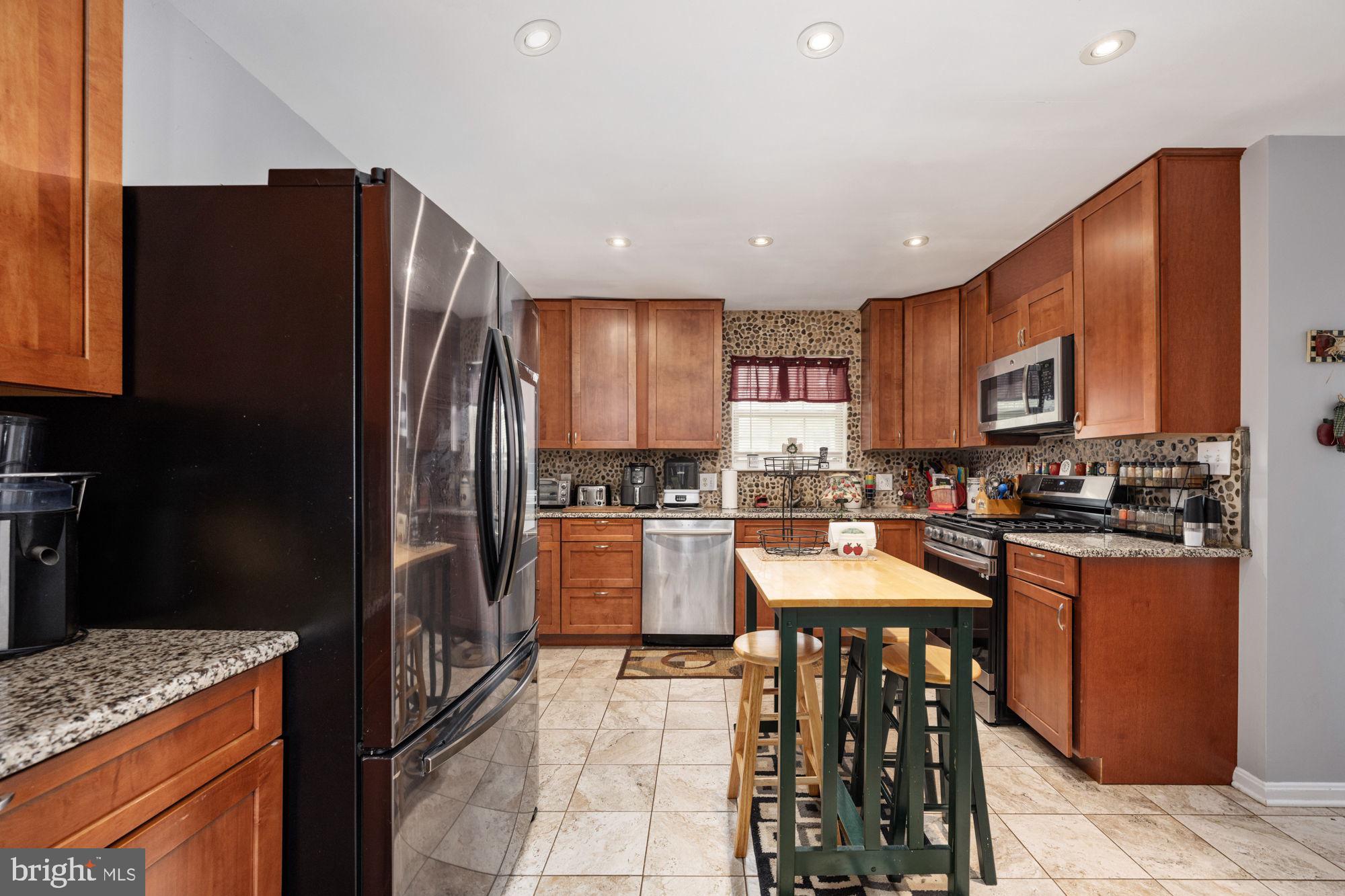 ASHLEIGH PARK - Residential