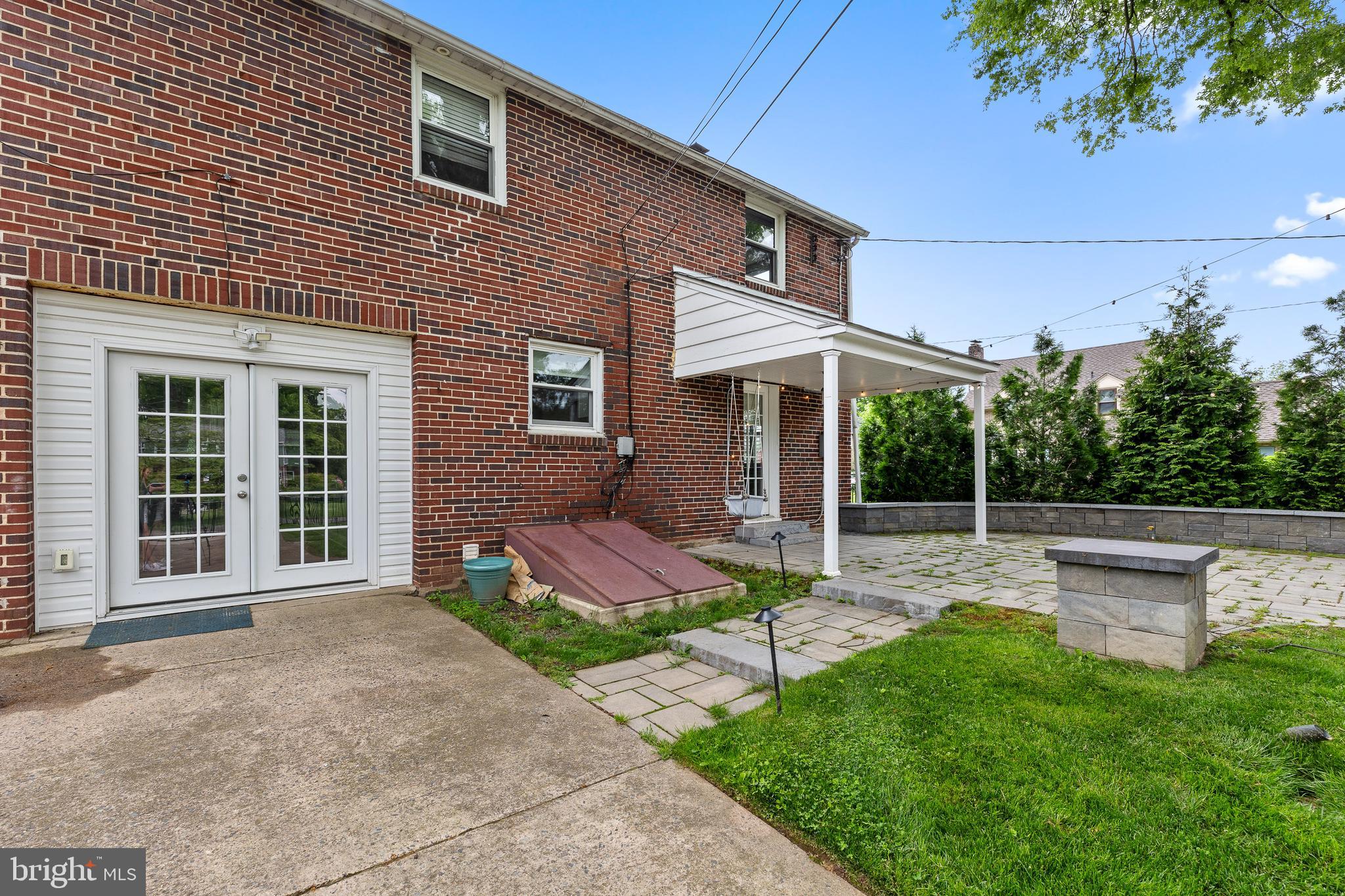 WEST WARD - Residential Lease