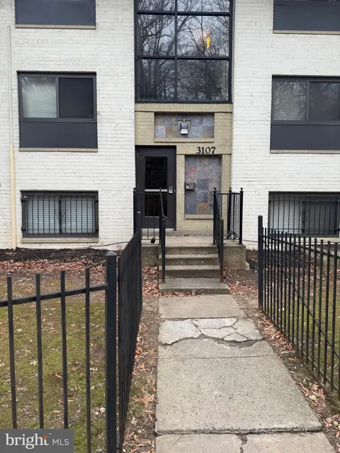 MLS: DCDC2173988