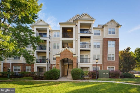 Condo For Rent - 12941 Centre Park Circle #322<br/> HERNDON, VA 20171