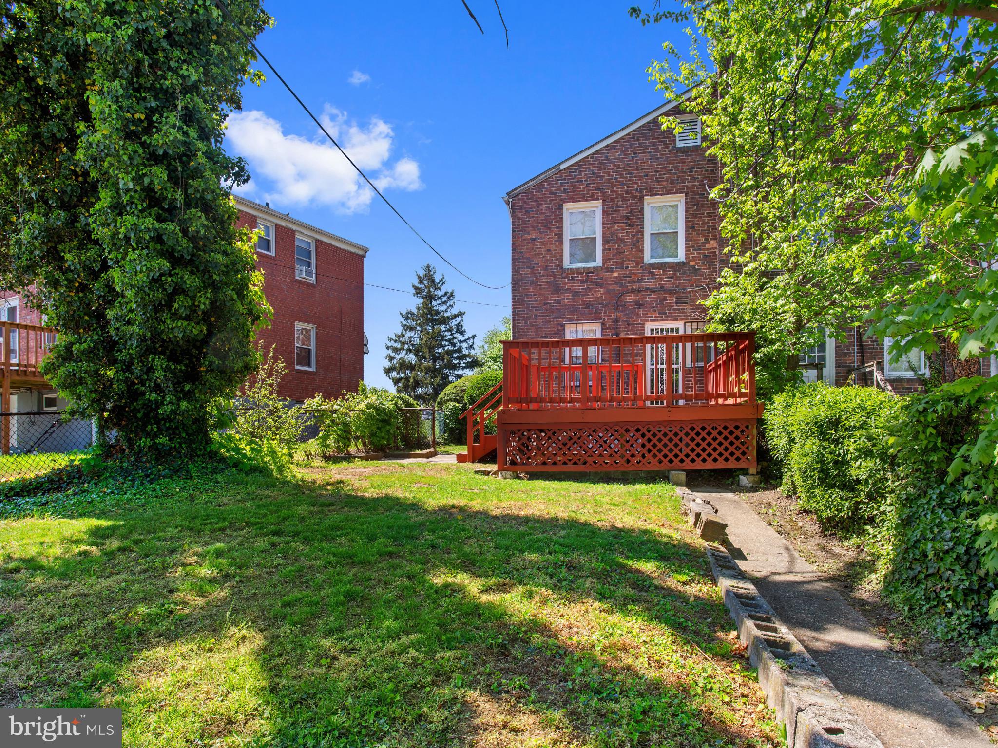 UPLANDS - Residential