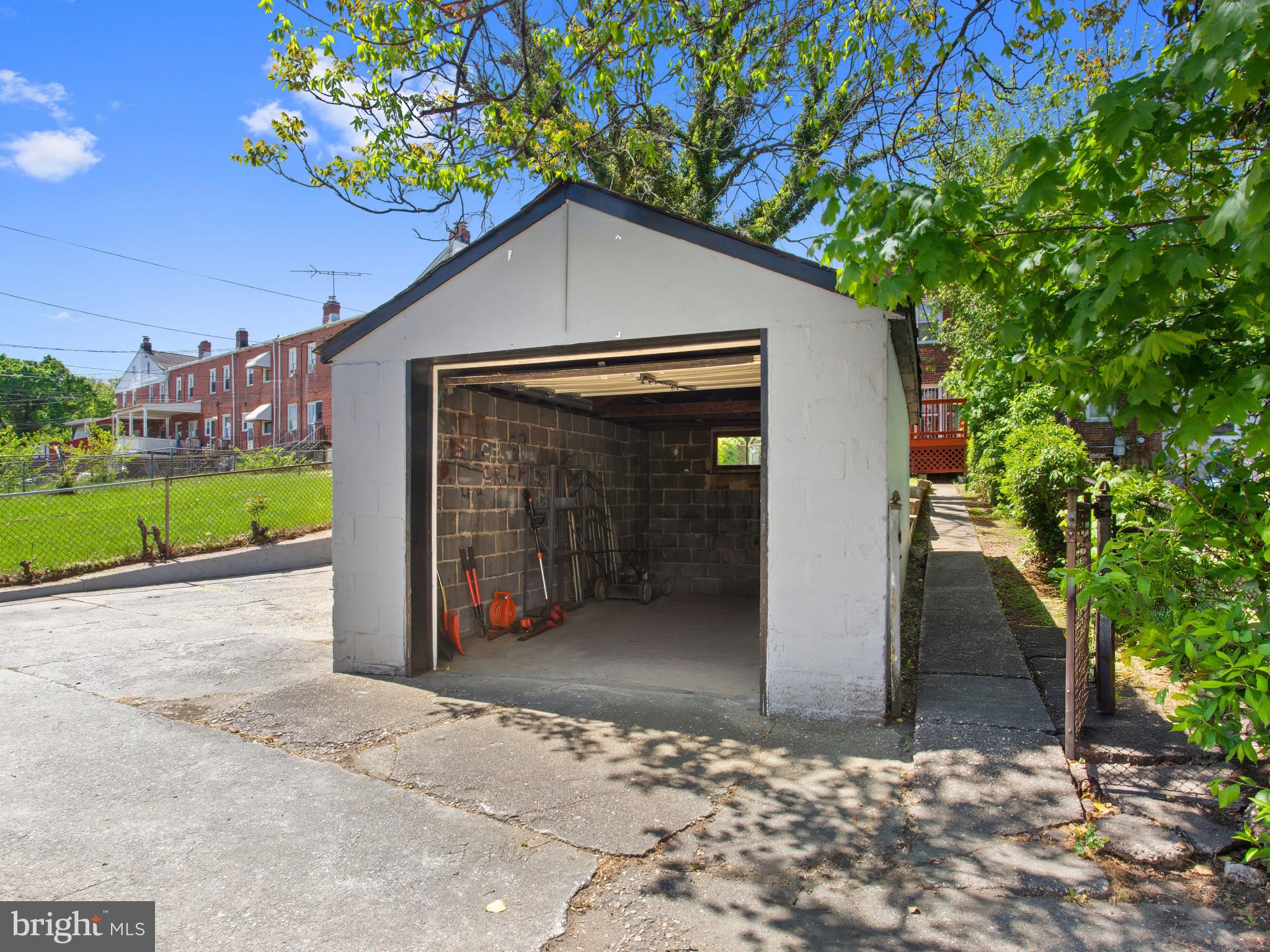 UPLANDS - Residential