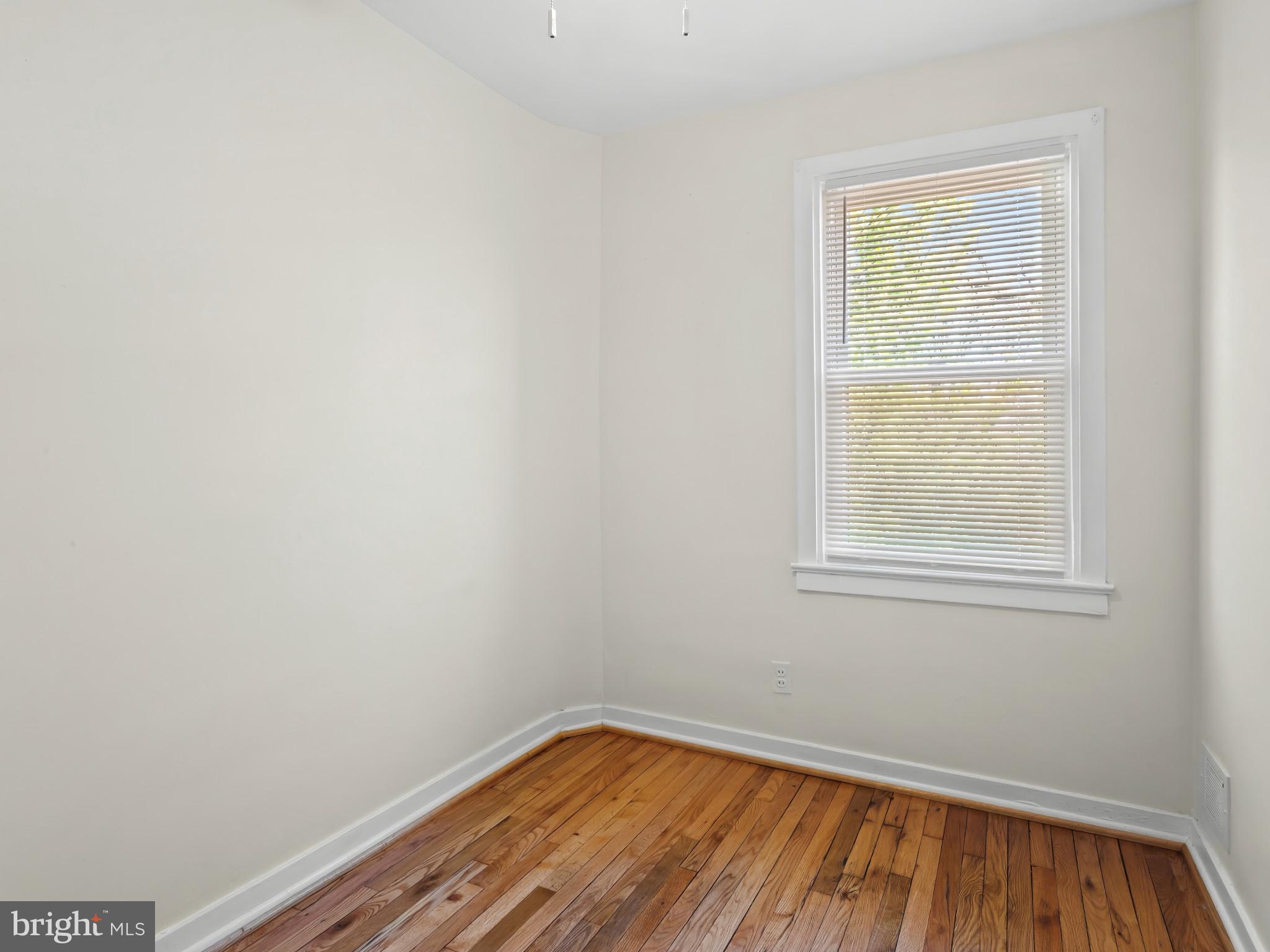 UPLANDS - Residential