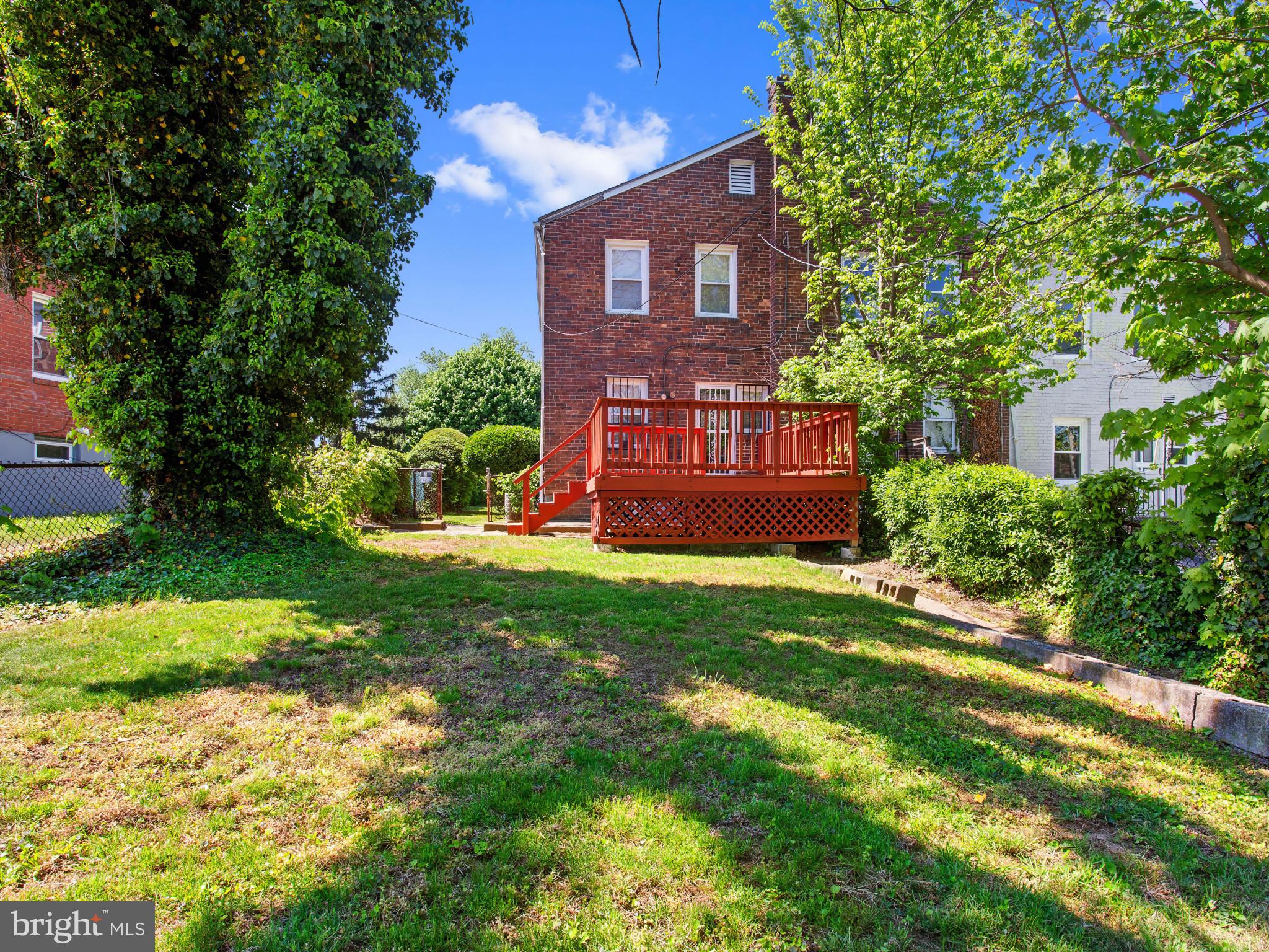 UPLANDS - Residential