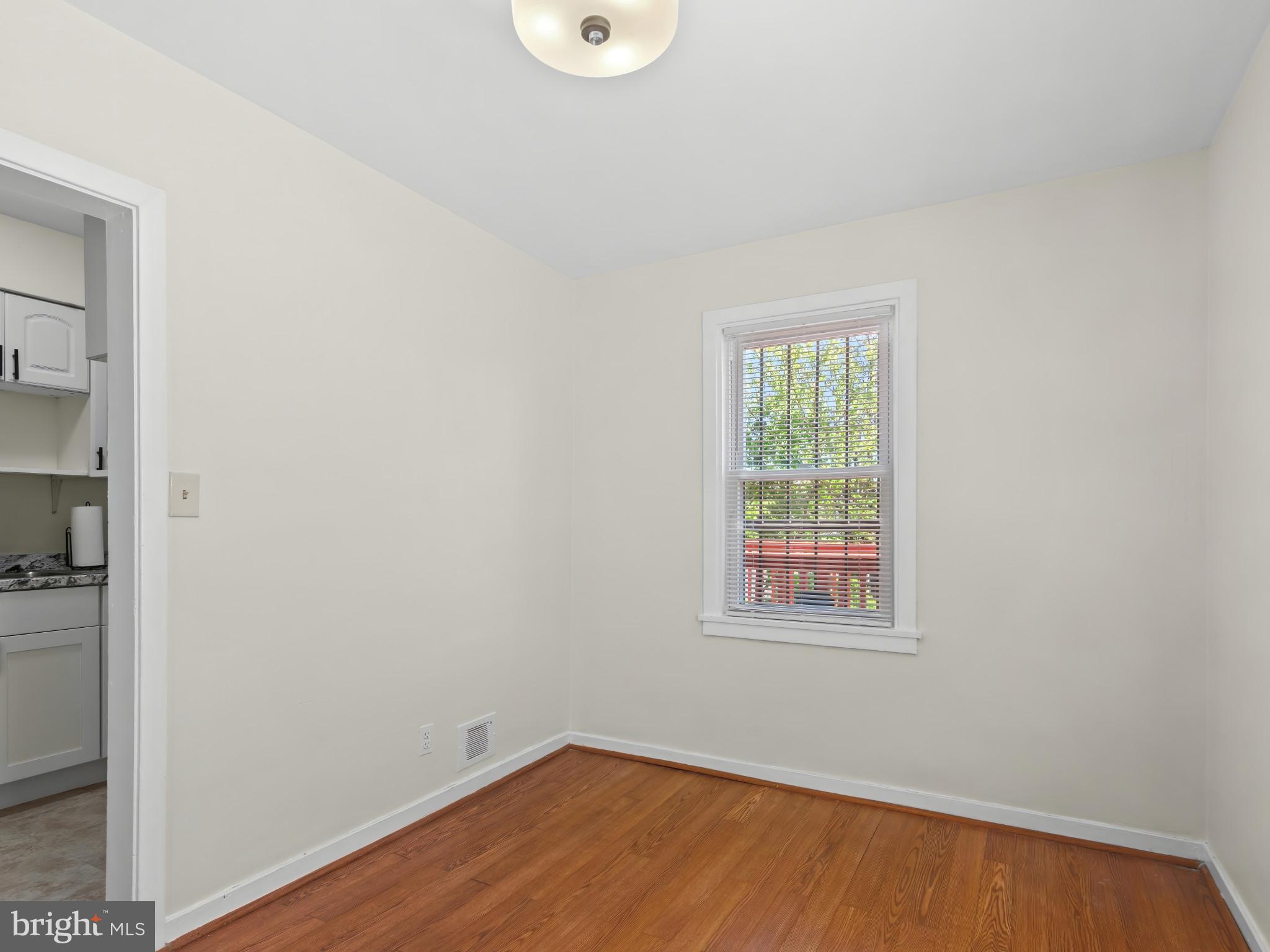 UPLANDS - Residential