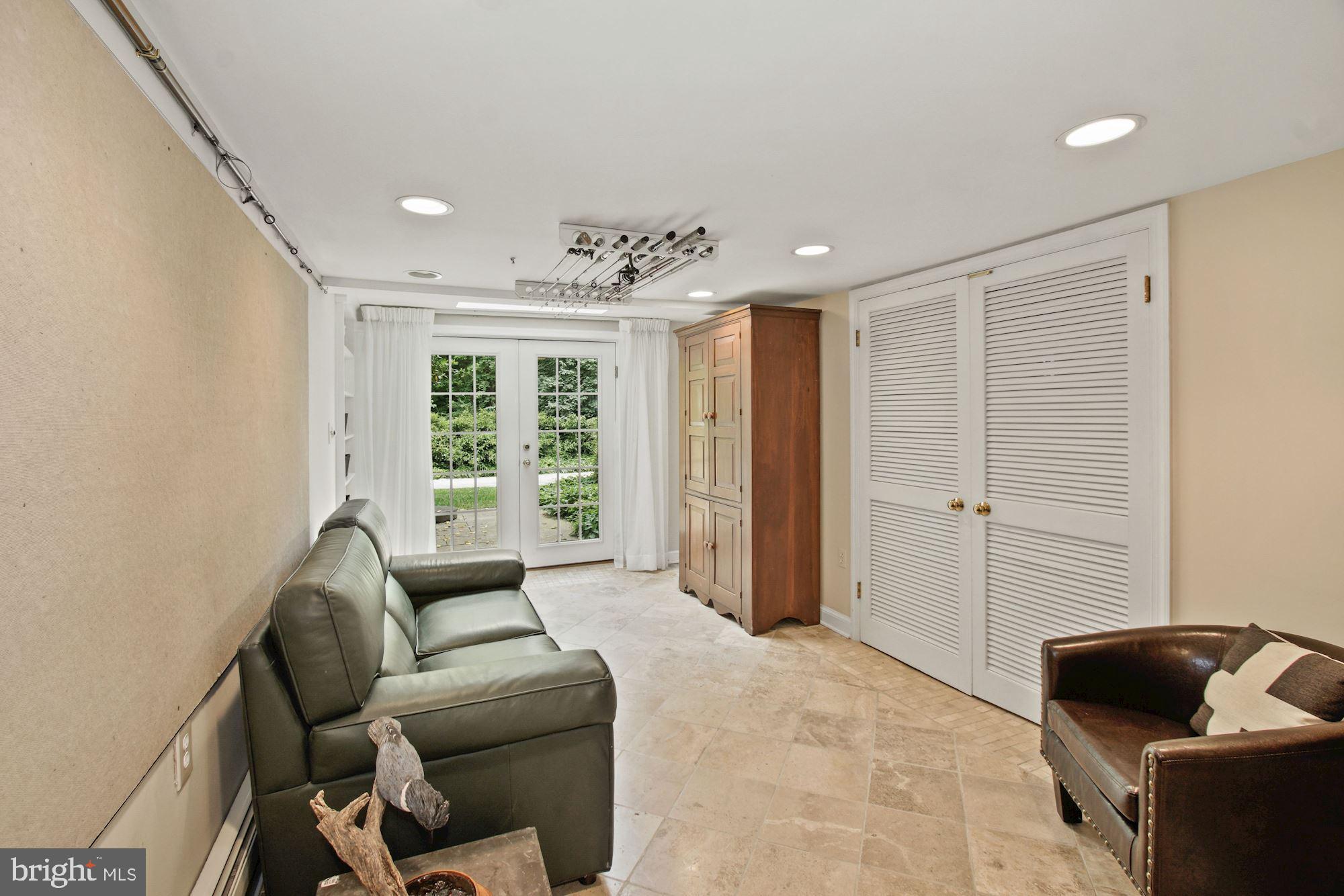 POTOMAC - Residential