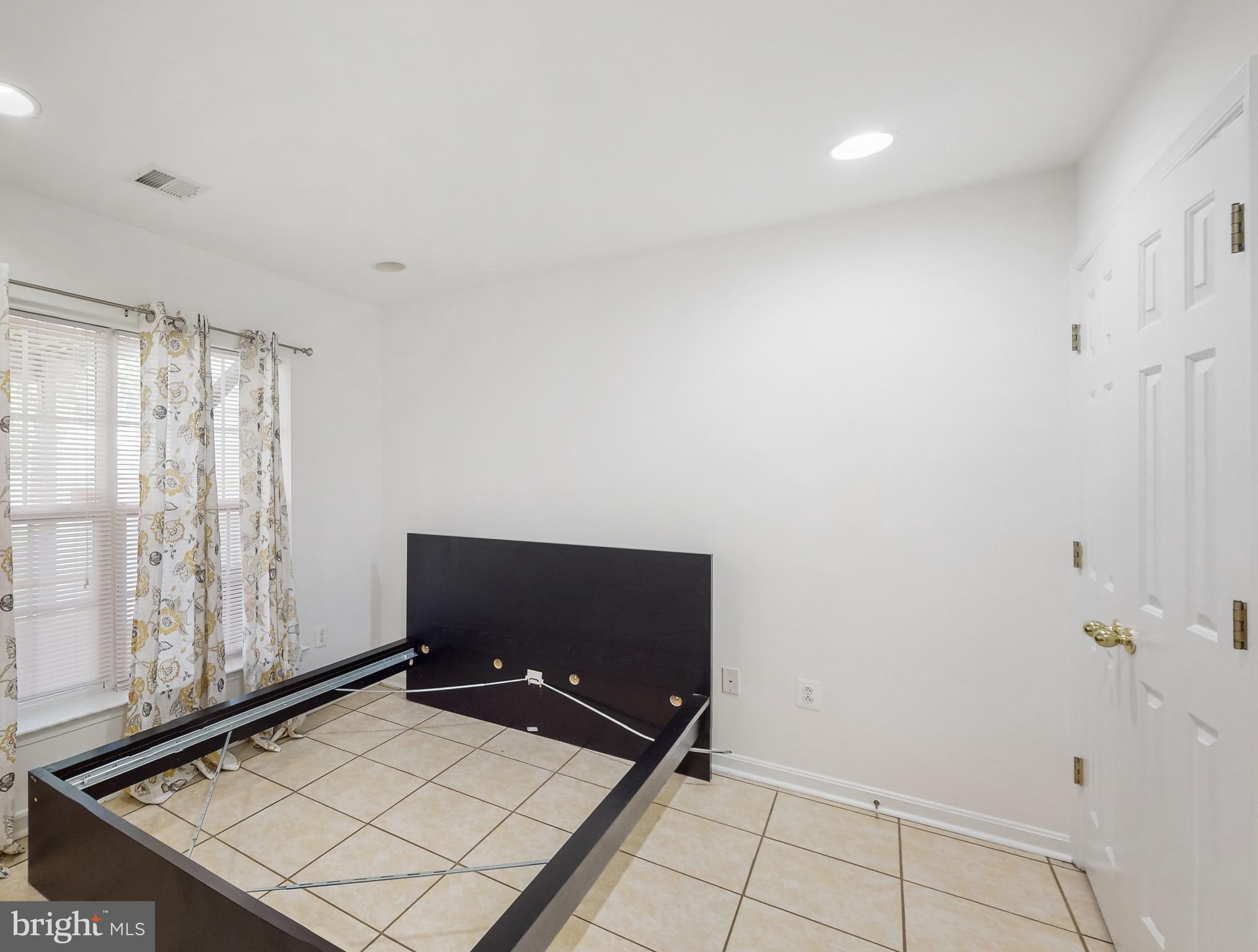 EMERSON - Residential Lease