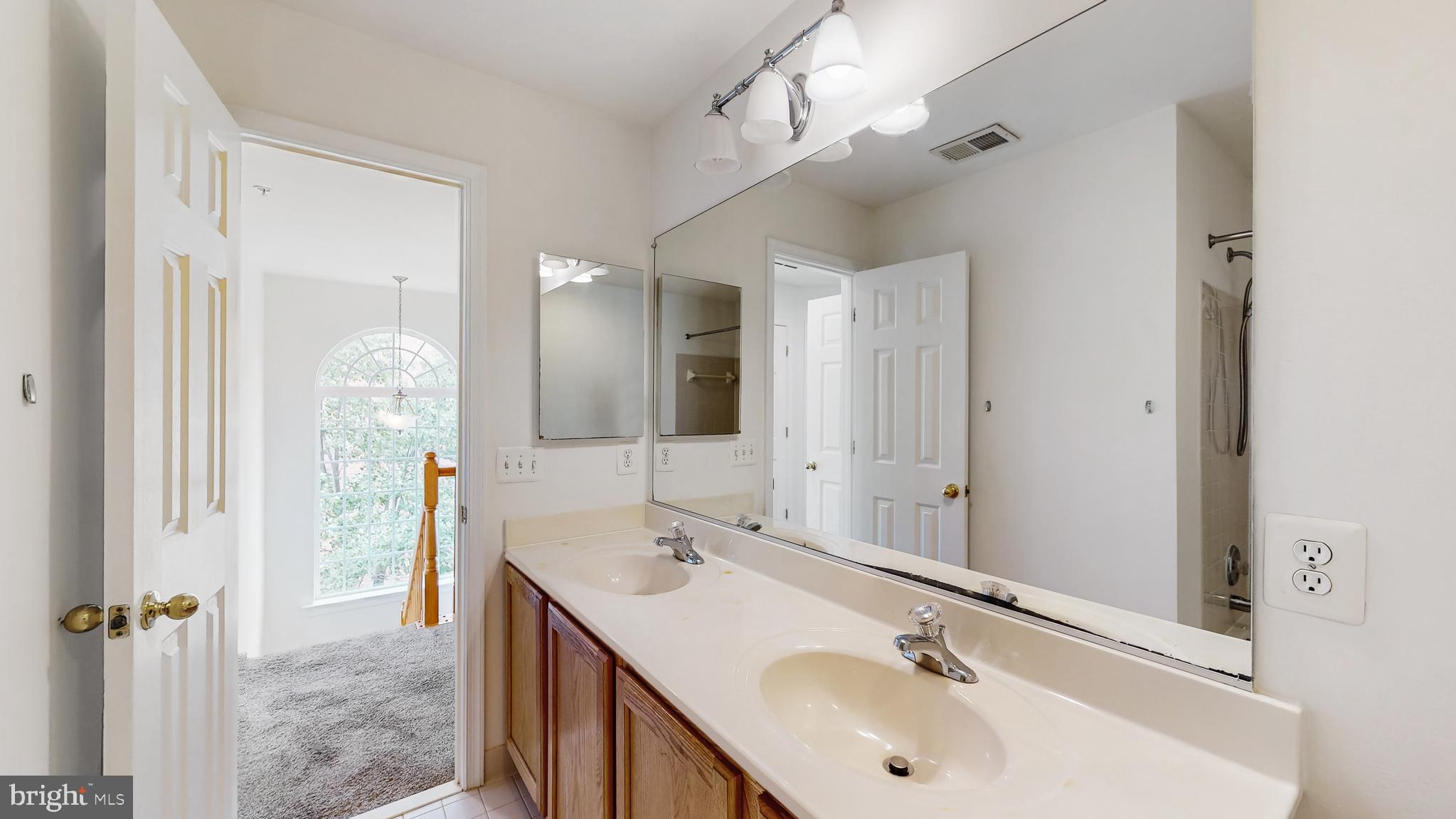 EMERSON - Residential Lease