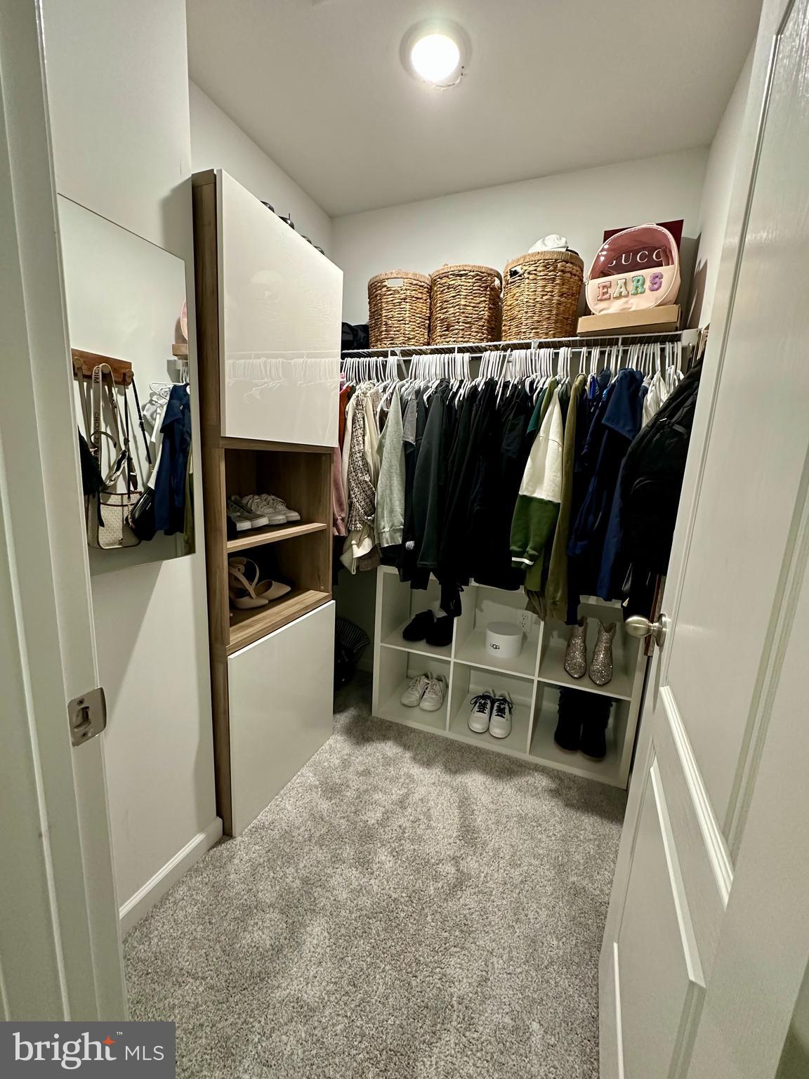 SPRINGDALE FARM - Residential