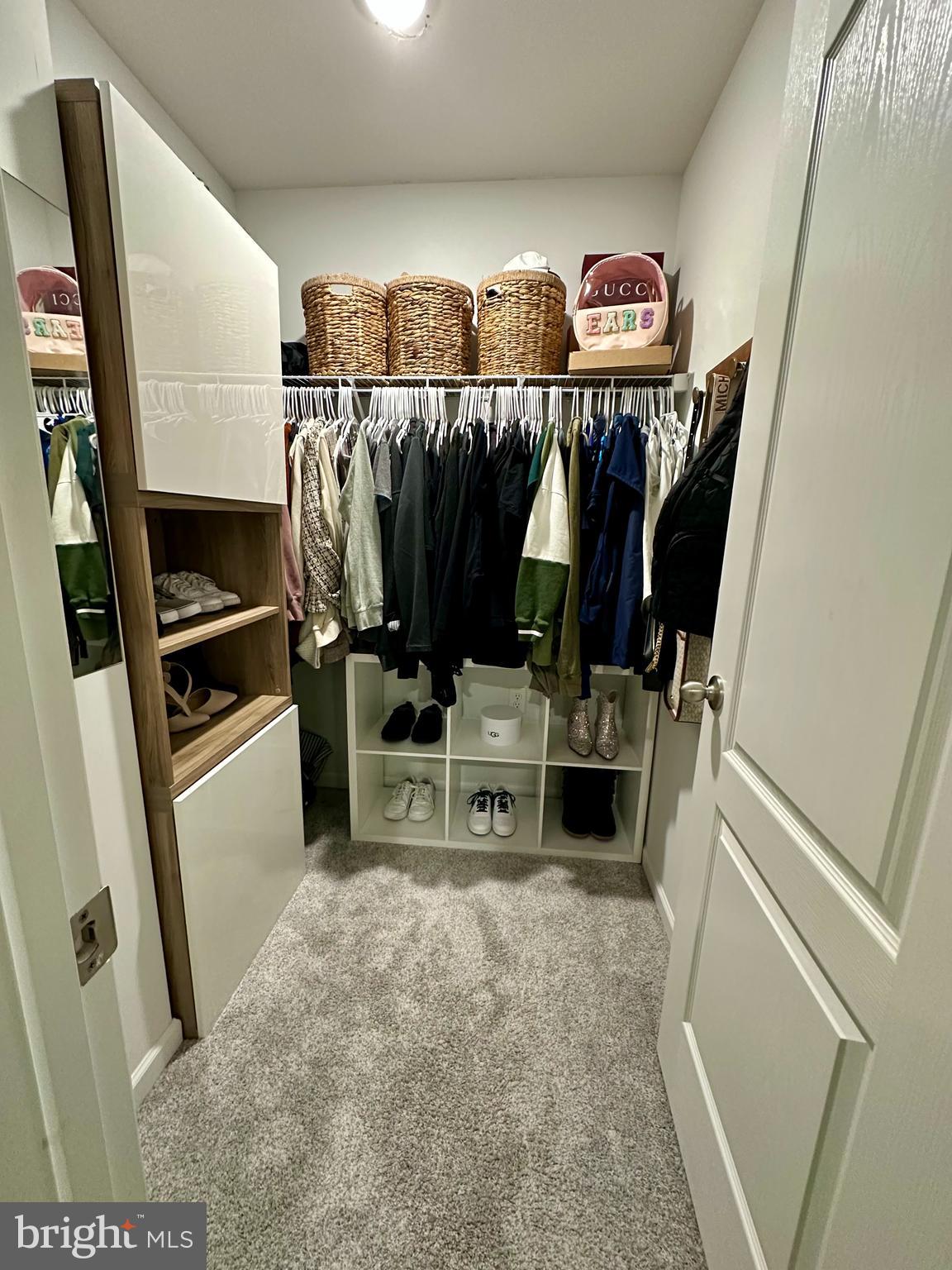 SPRINGDALE FARM - Residential