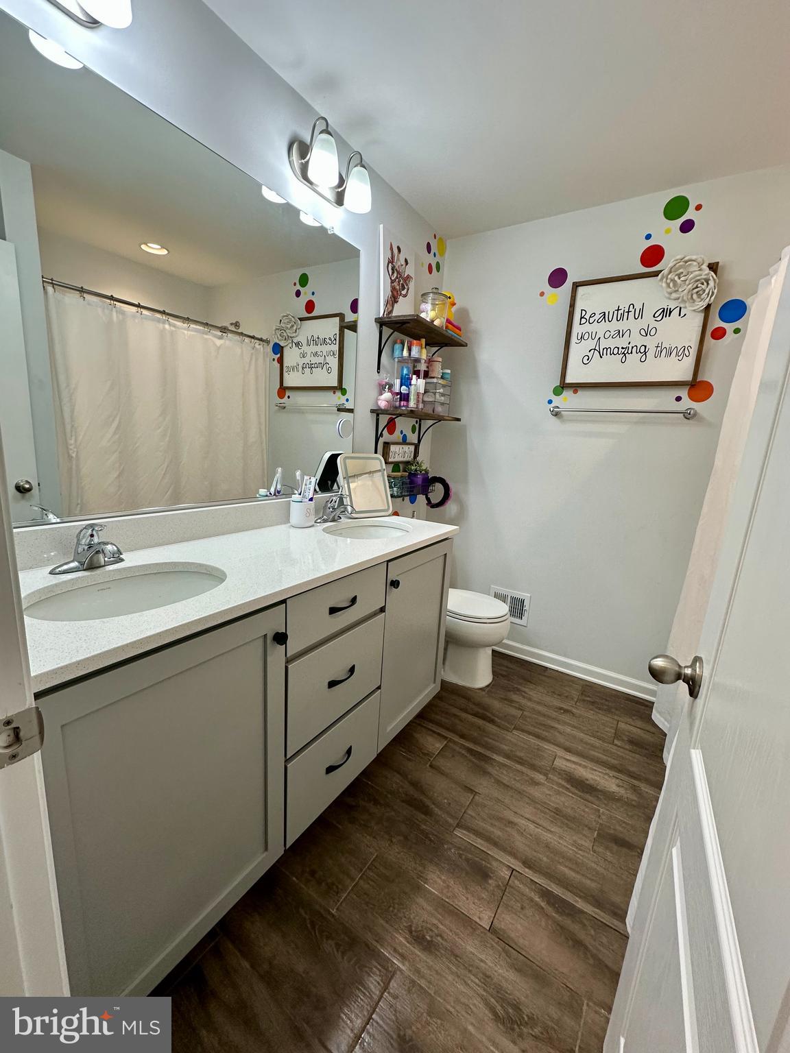 SPRINGDALE FARM - Residential