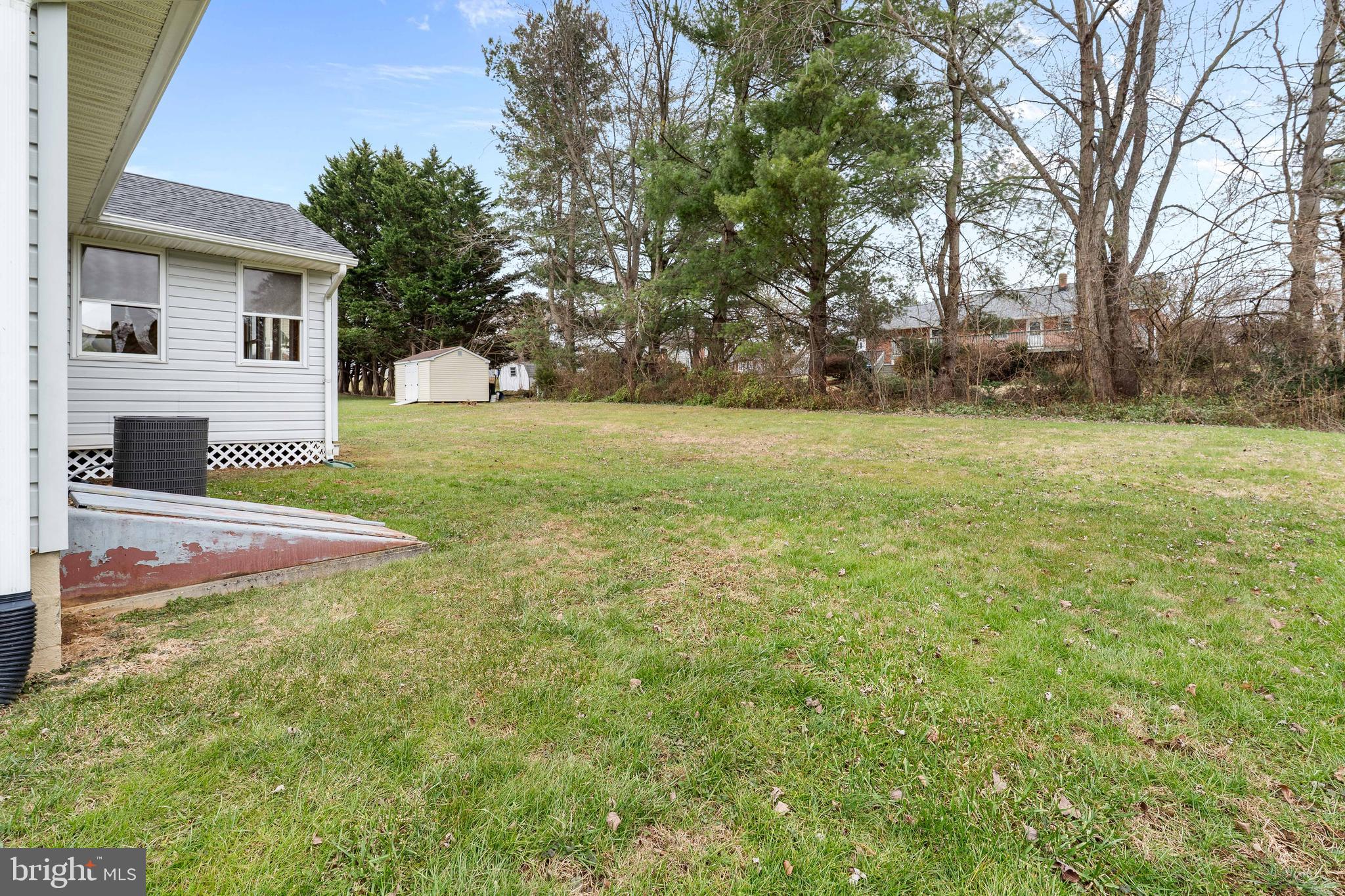 WALNUT MANOR - Residential