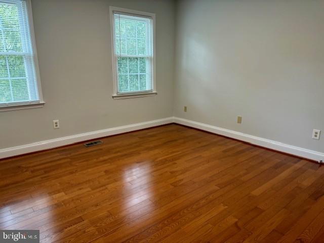 FOX MILL ESTATES - Residential Lease