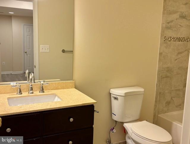 FOX MILL ESTATES - Residential Lease