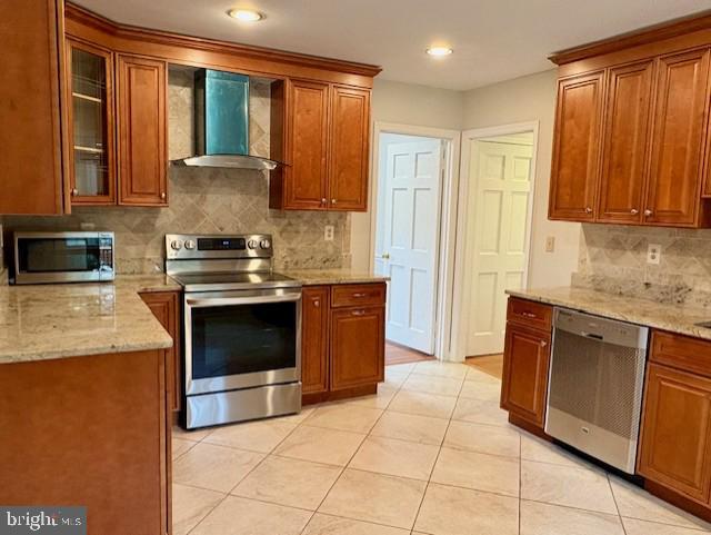 FOX MILL ESTATES - Residential Lease