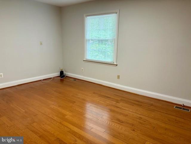 FOX MILL ESTATES - Residential Lease