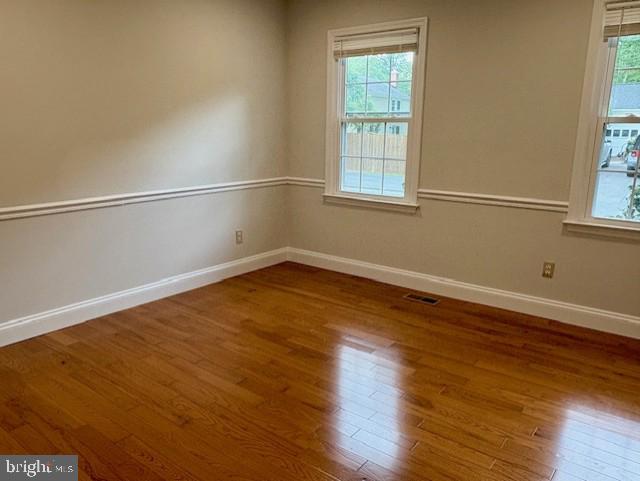 FOX MILL ESTATES - Residential Lease