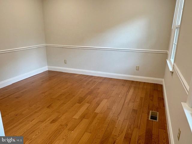 FOX MILL ESTATES - Residential Lease