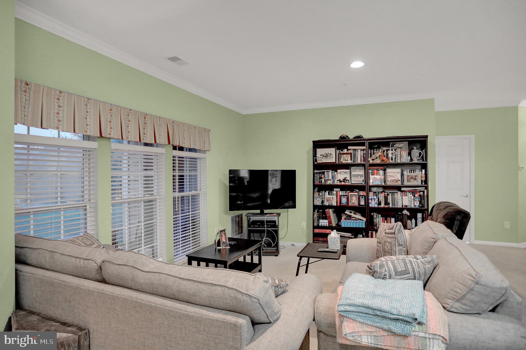 GLYNDON TRACE - Residential