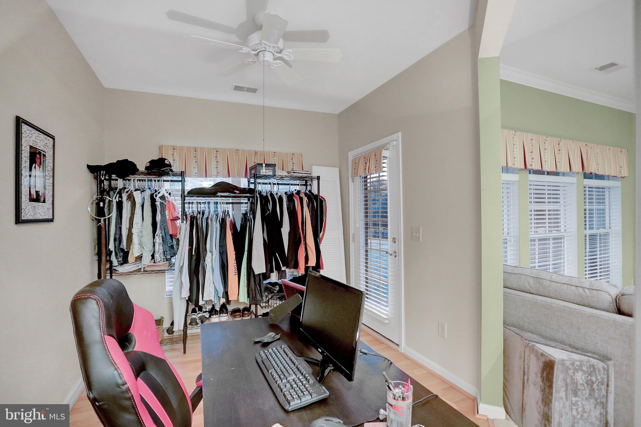 GLYNDON TRACE - Residential