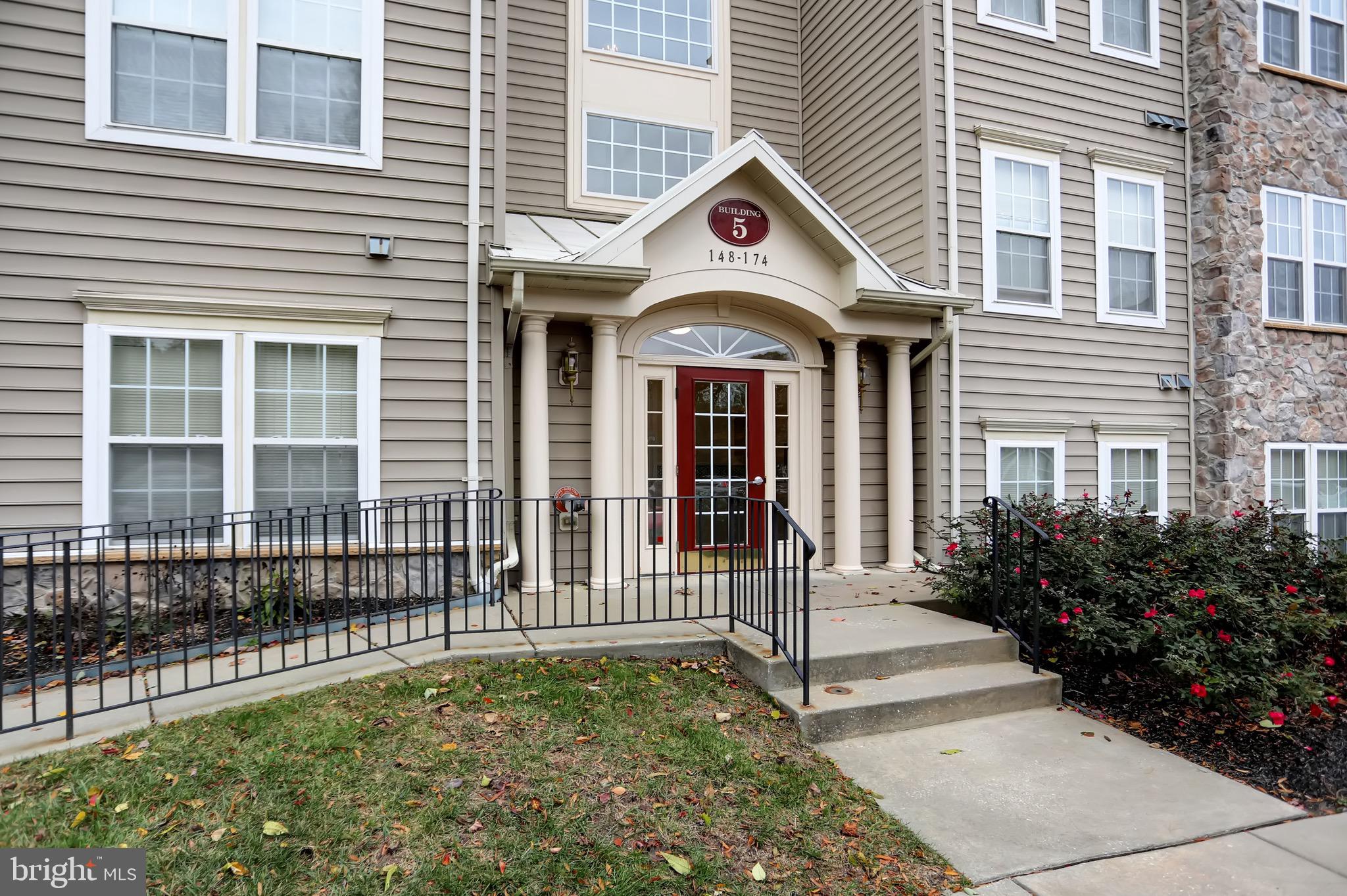 GLYNDON TRACE - Residential