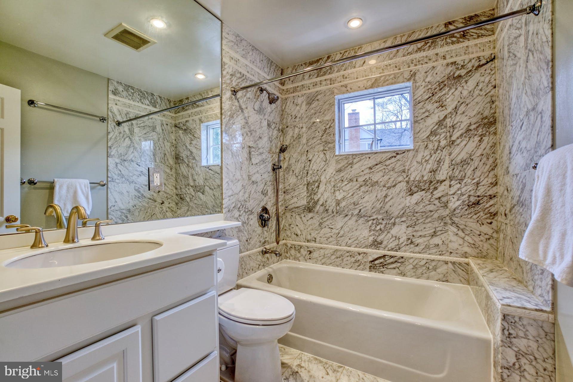 WESTMORELAND HILLS - Residential