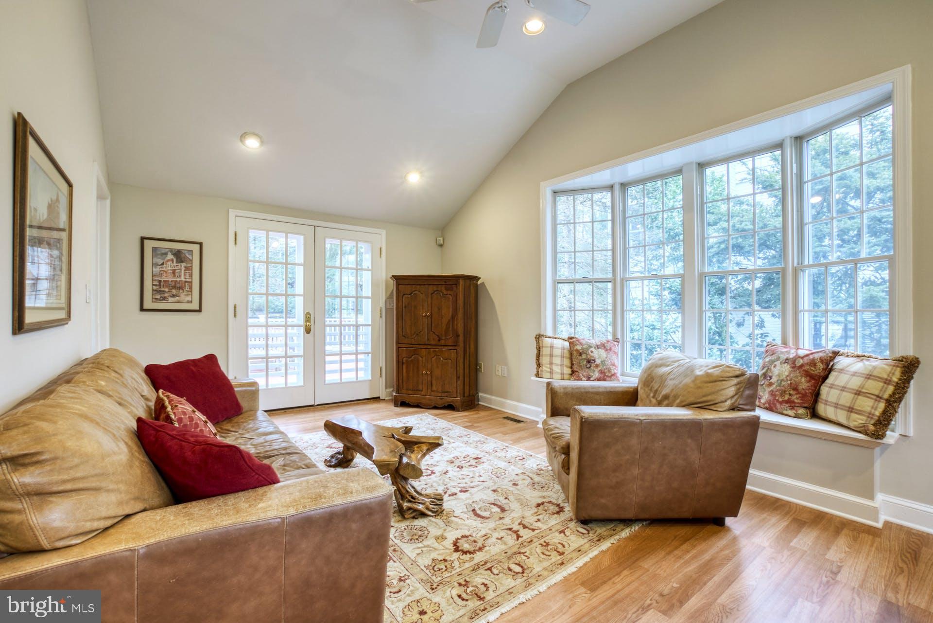 WESTMORELAND HILLS - Residential