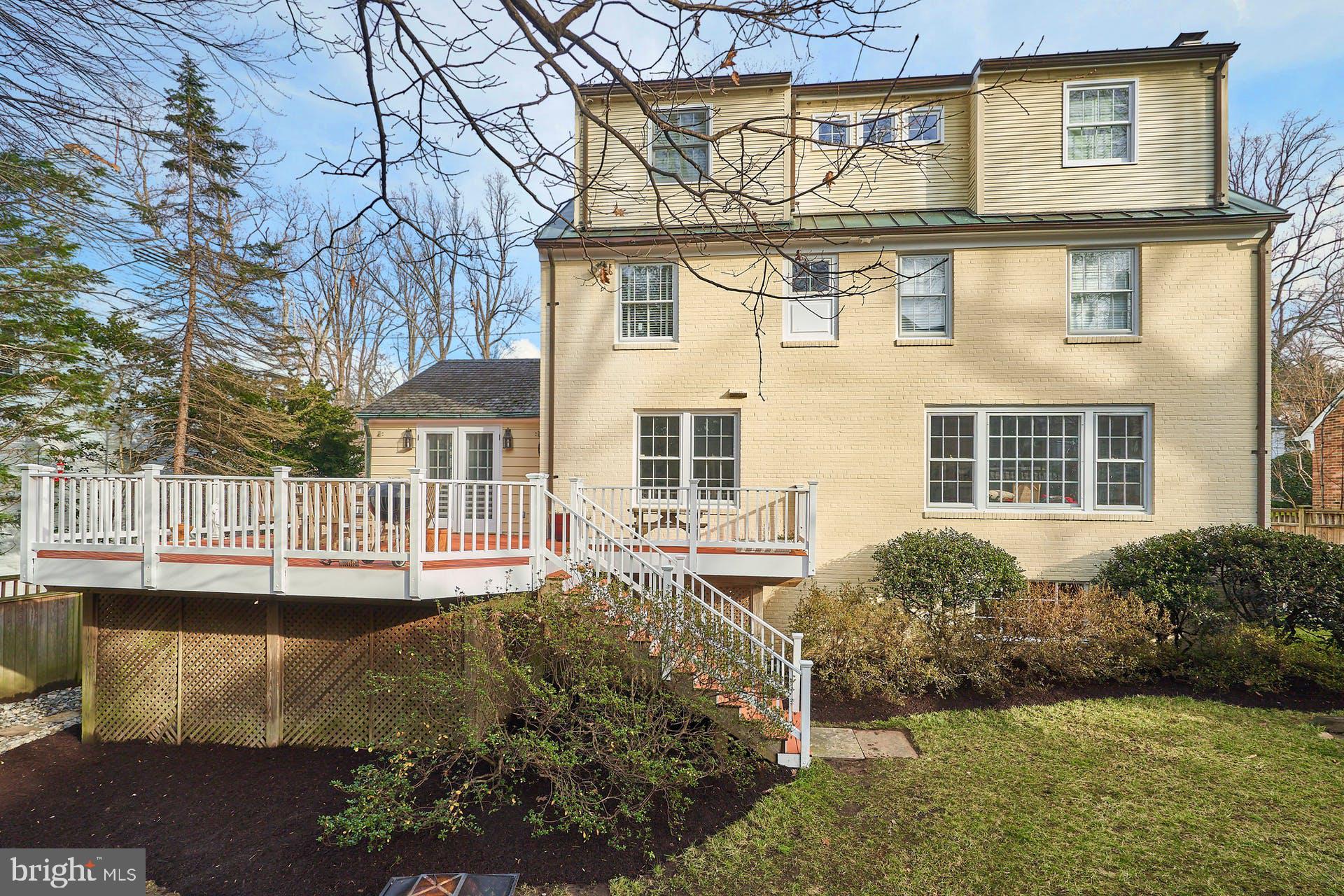 WESTMORELAND HILLS - Residential