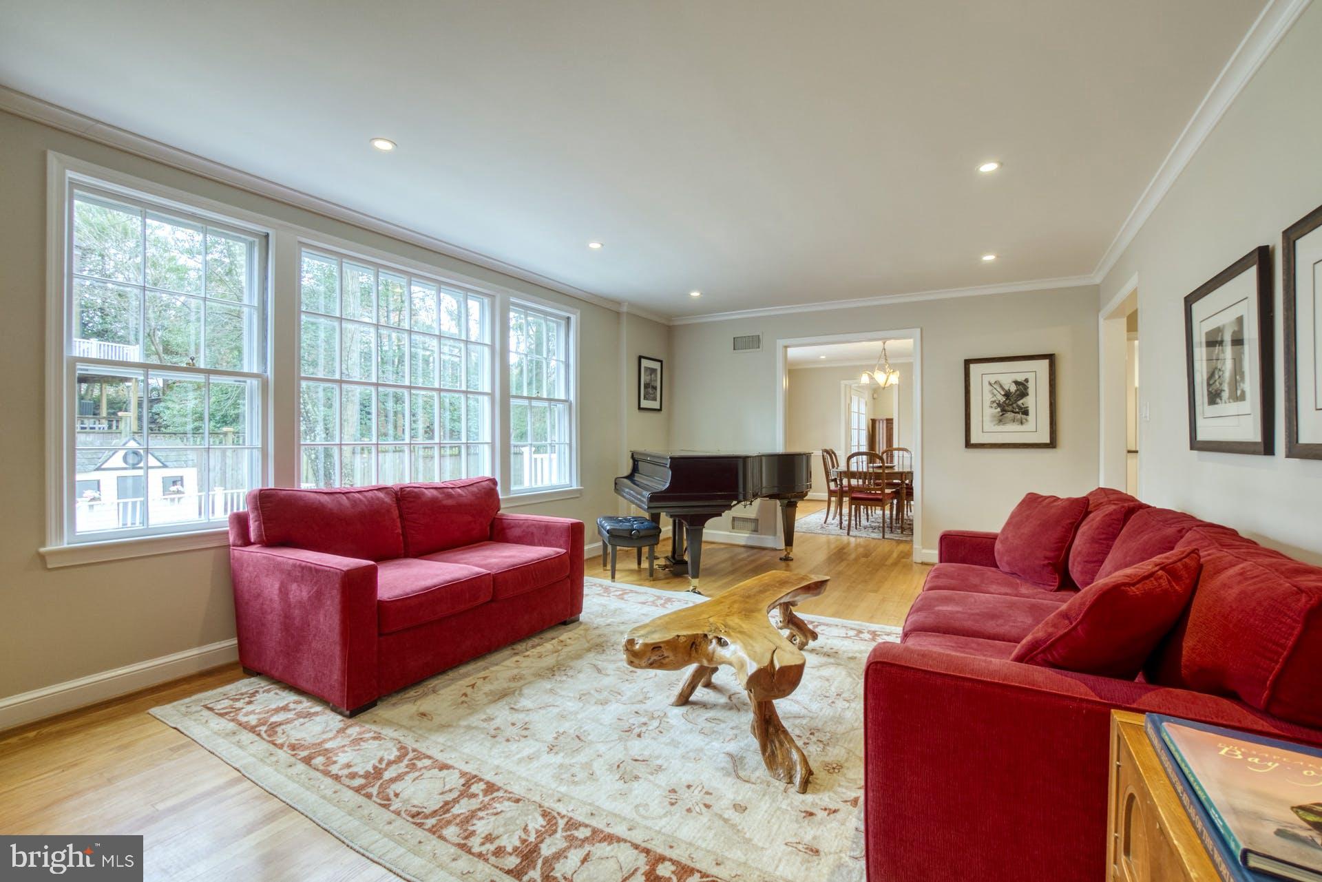 WESTMORELAND HILLS - Residential