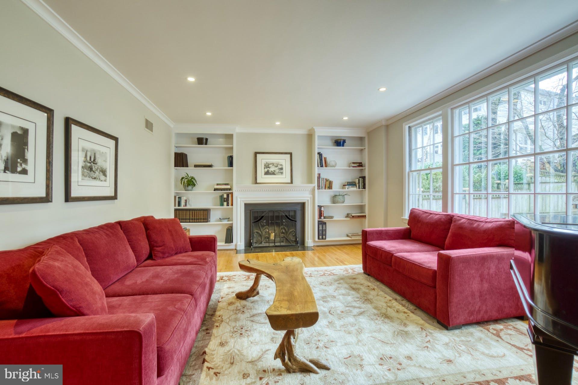 WESTMORELAND HILLS - Residential