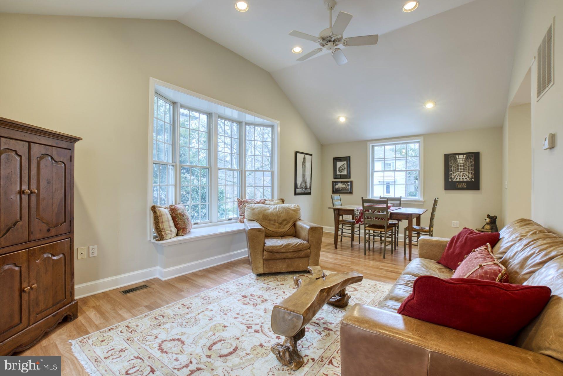 WESTMORELAND HILLS - Residential