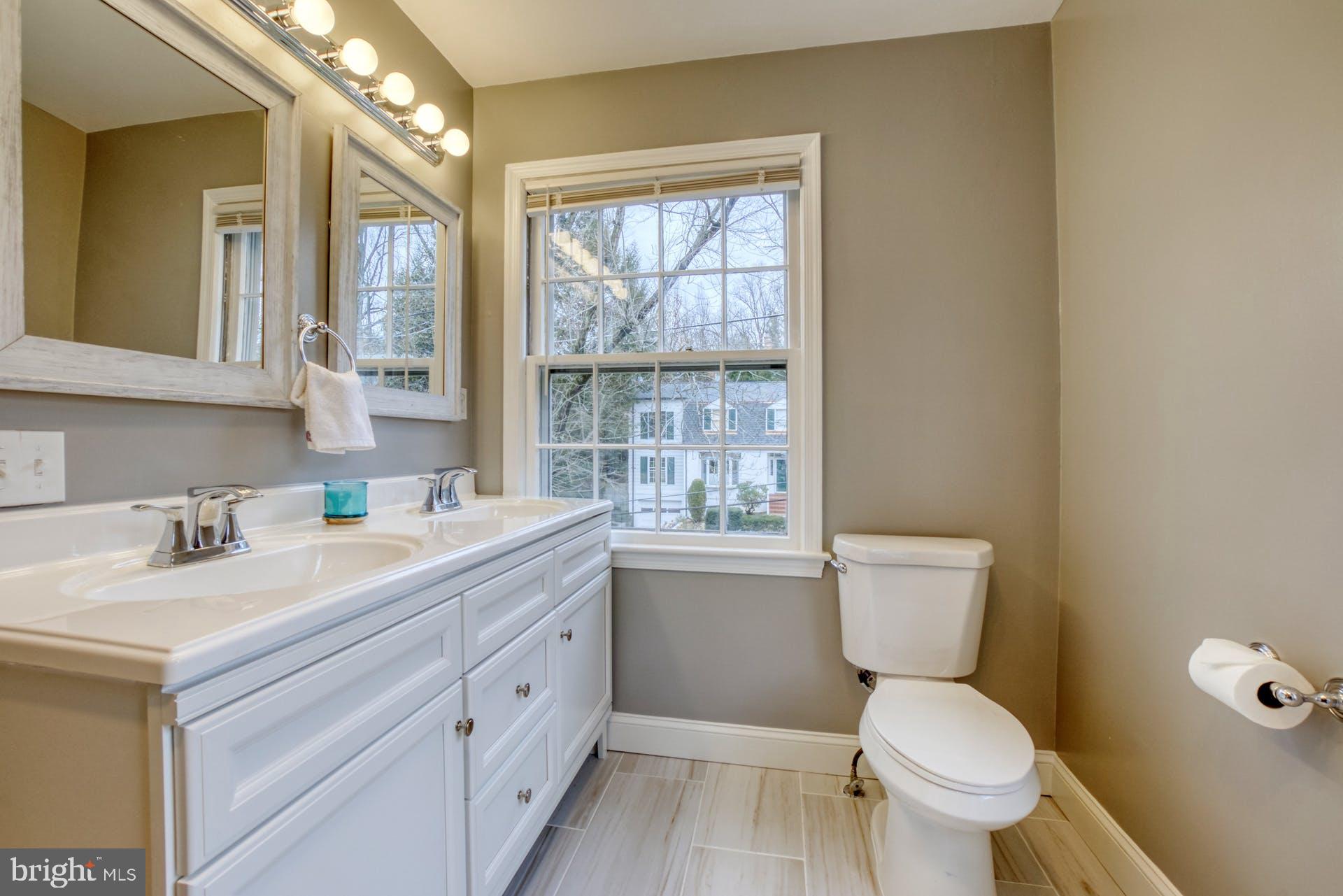 WESTMORELAND HILLS - Residential